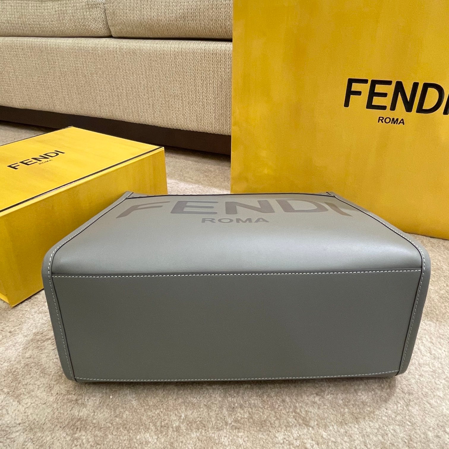 Fendi Top QualityTop Quality , Wonmen’s Grey FF Tote Bag