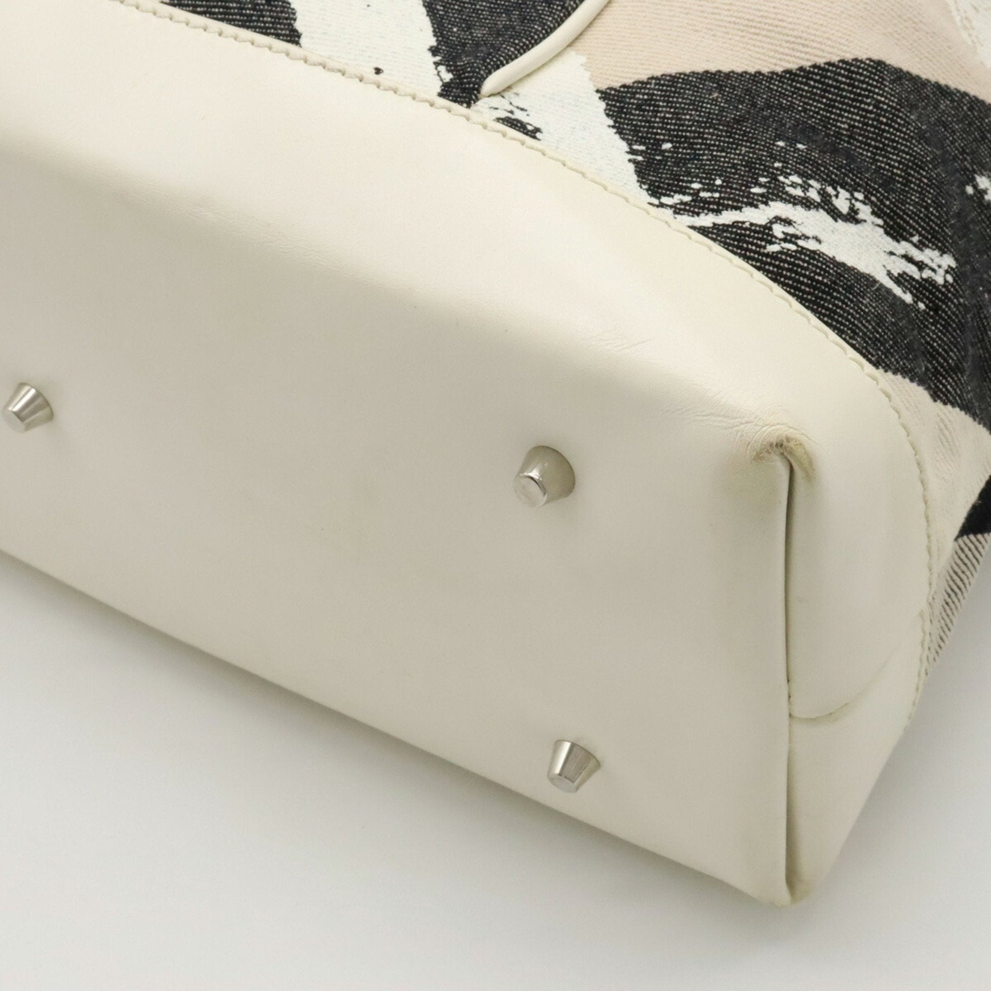 Burberry Luxury Tote Tote Bag Burberry Tote 76