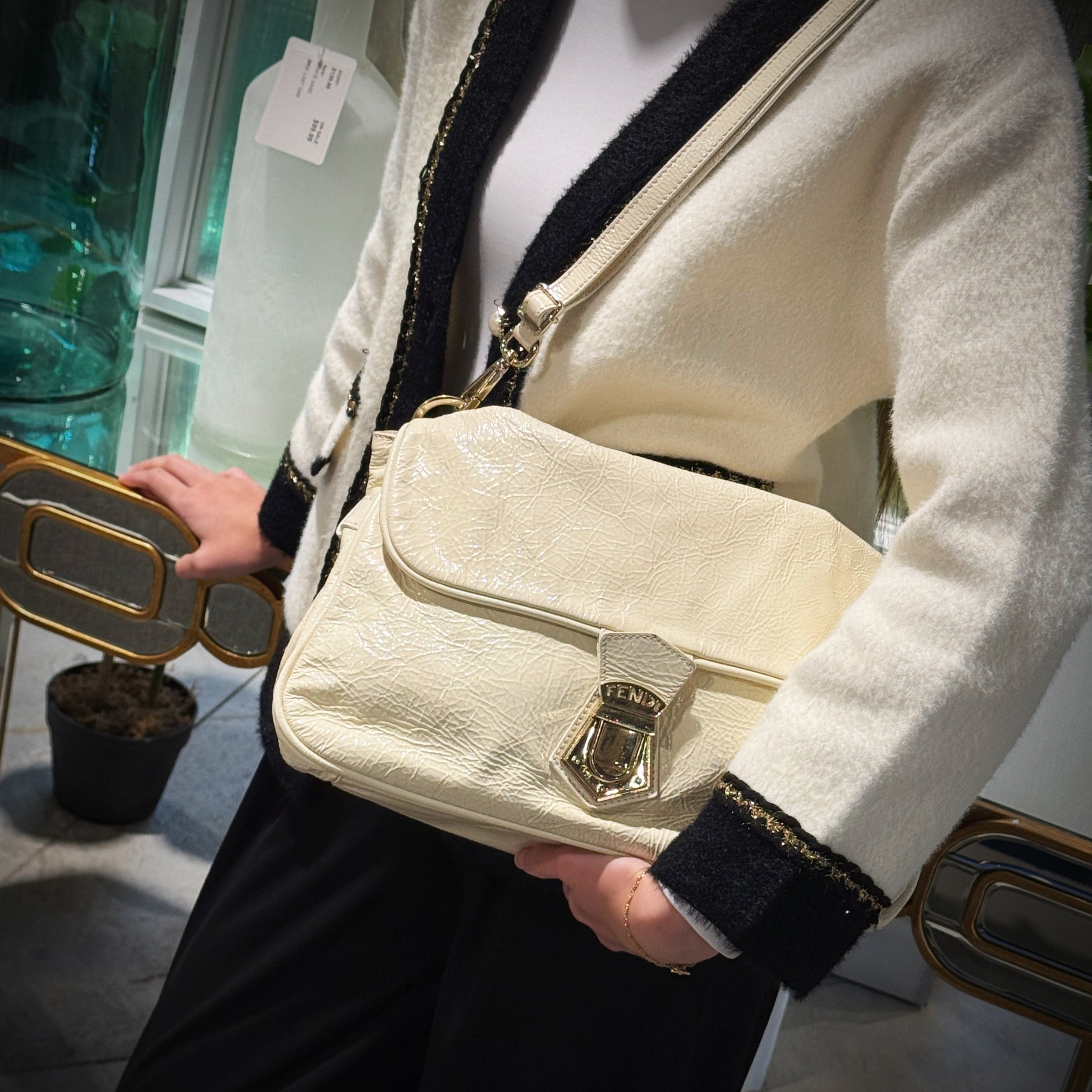 Fendi Baguette Lather Shoulder Bag Tws Patent