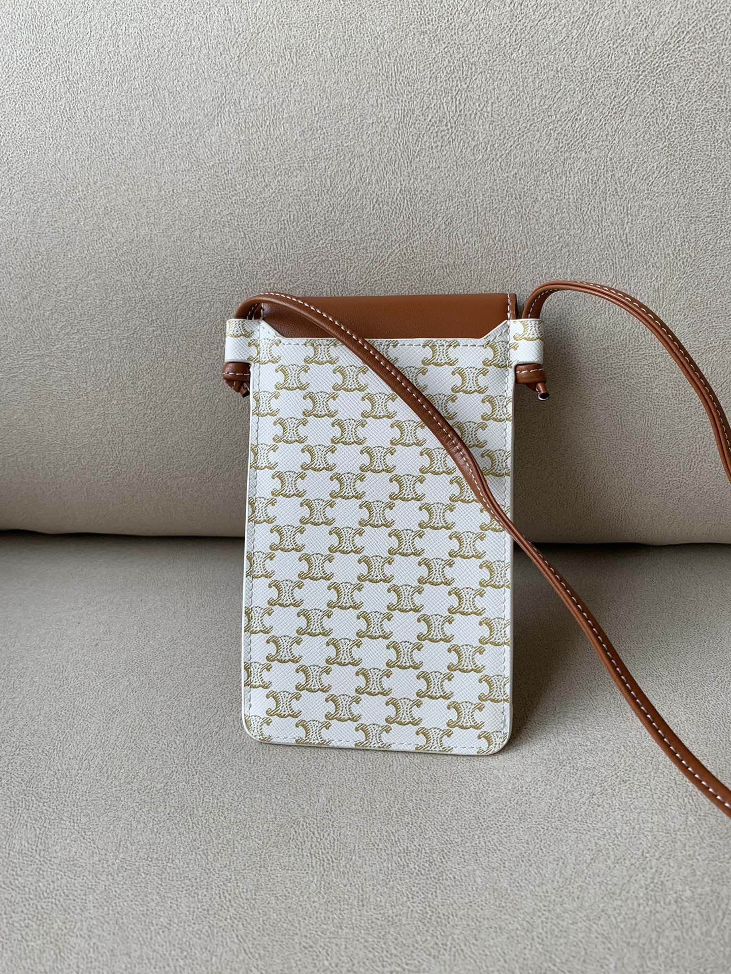 Top Quality Phone Pouch With Flap In Canvas White Travel Bag