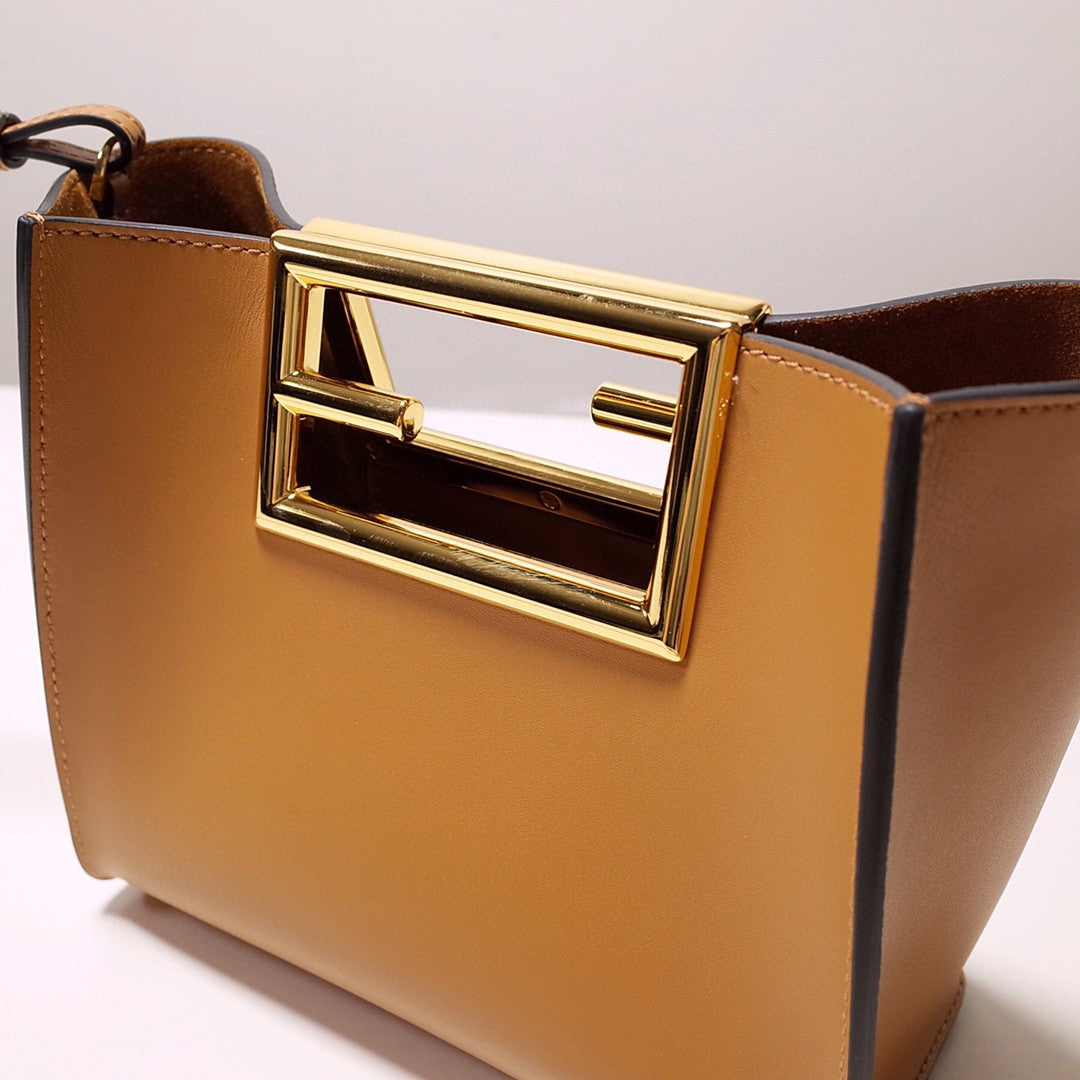 Top QualityTop Quality Way 17.5cm Brown Small Handbag
