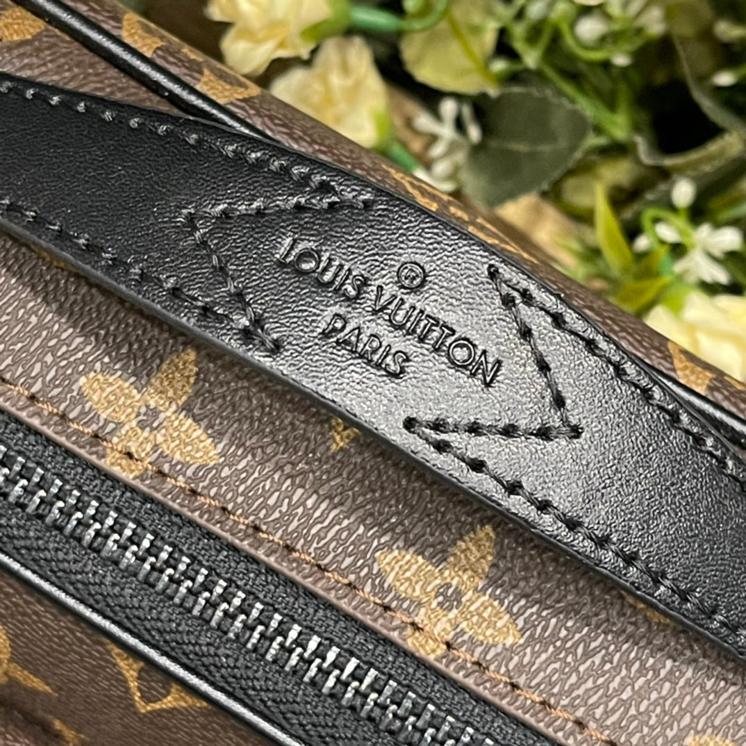 EN - Luxury LUV 854 Travel Bag