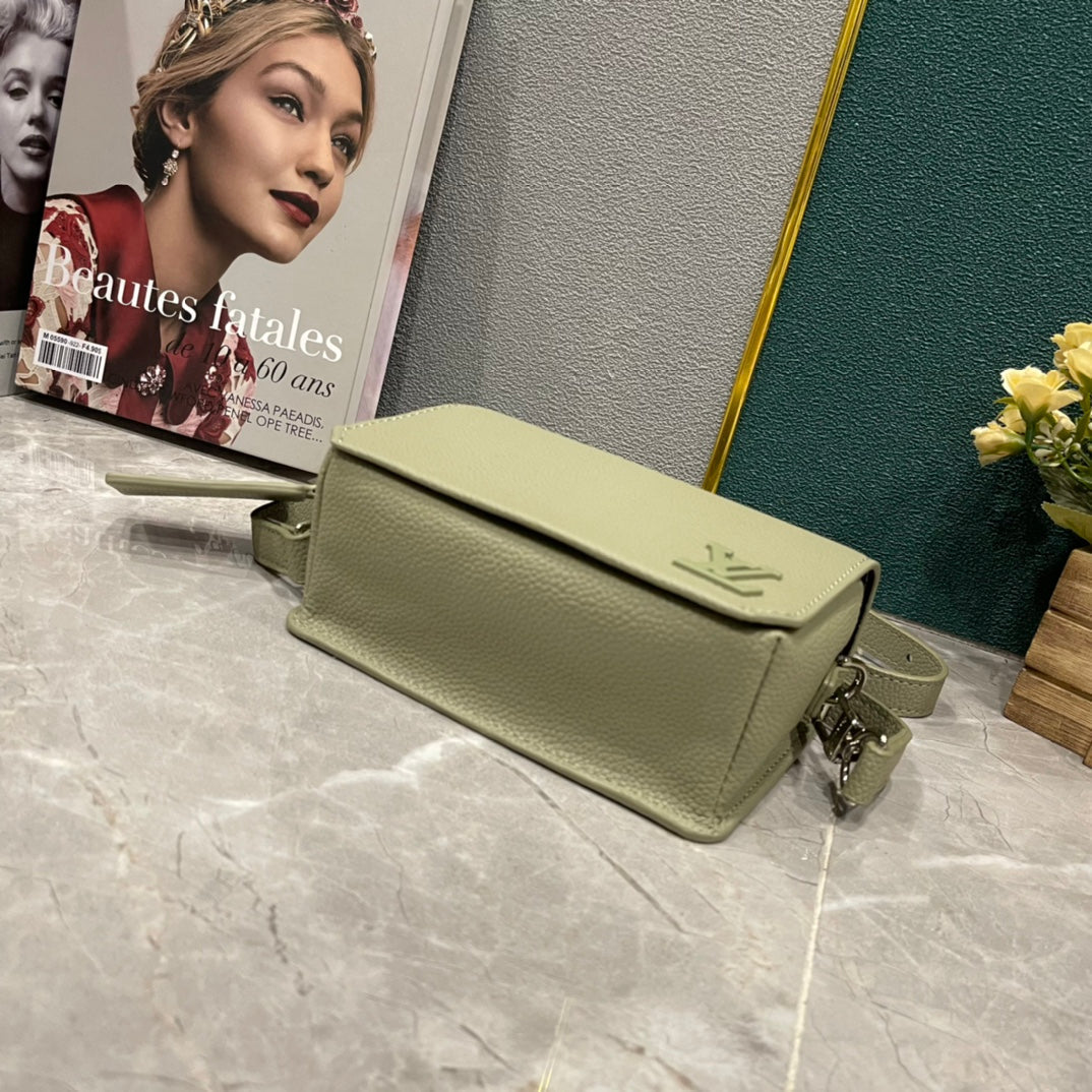 EN - Luxury LUV 866 Travel Bag