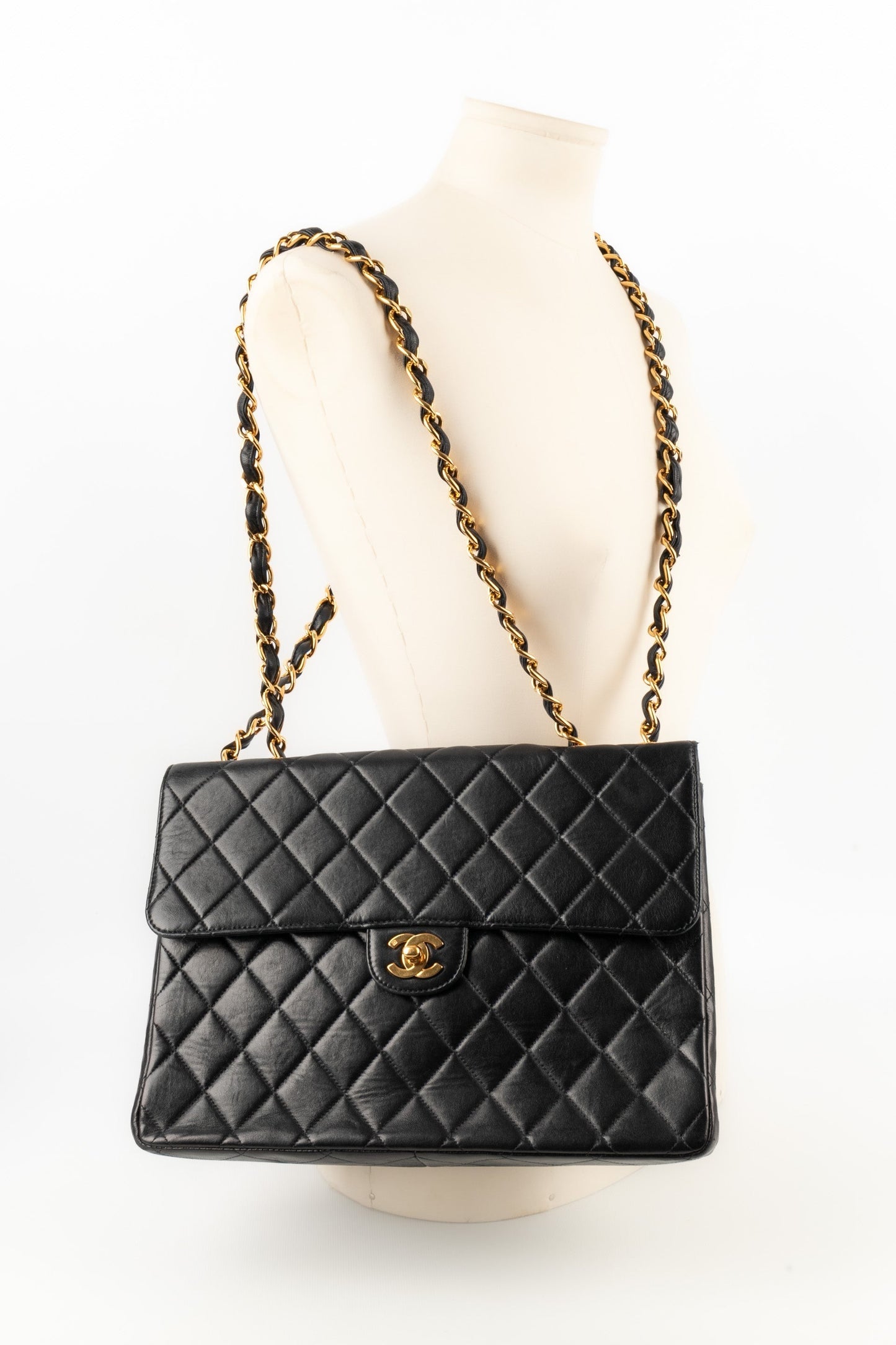 Chanel Sac Timeless 2000/2002 Accessory