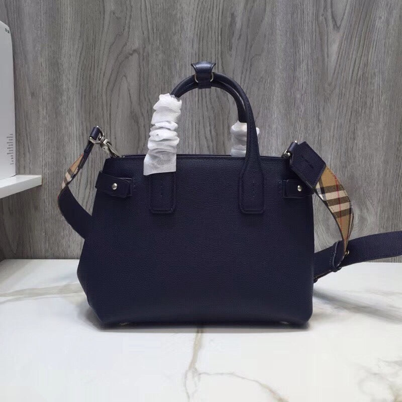 Top Quality The Banner Bag Dark For Blue Small Travel Bag 106In26Cm 6224