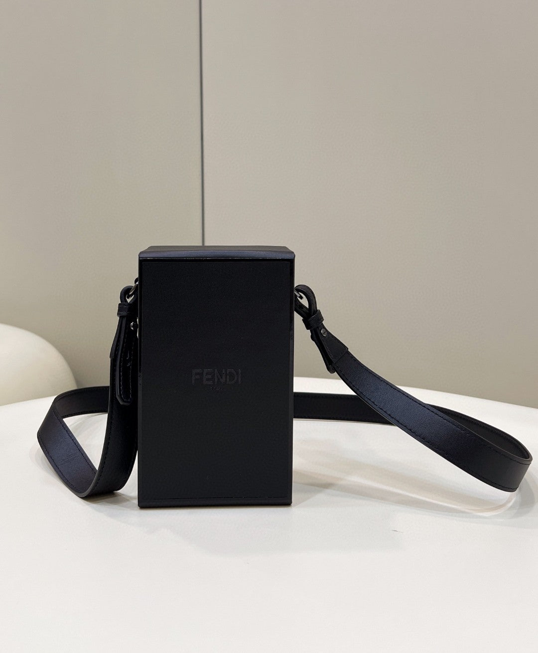 Top QualityTop Quality Vertical Box Black Handbag