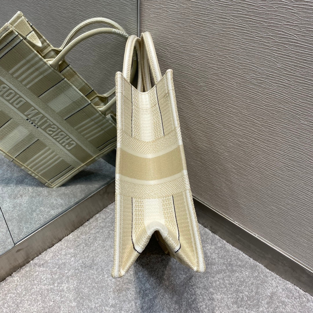 Metop Qualityum Book Stripes Embroidery Beige Book Tote Bag