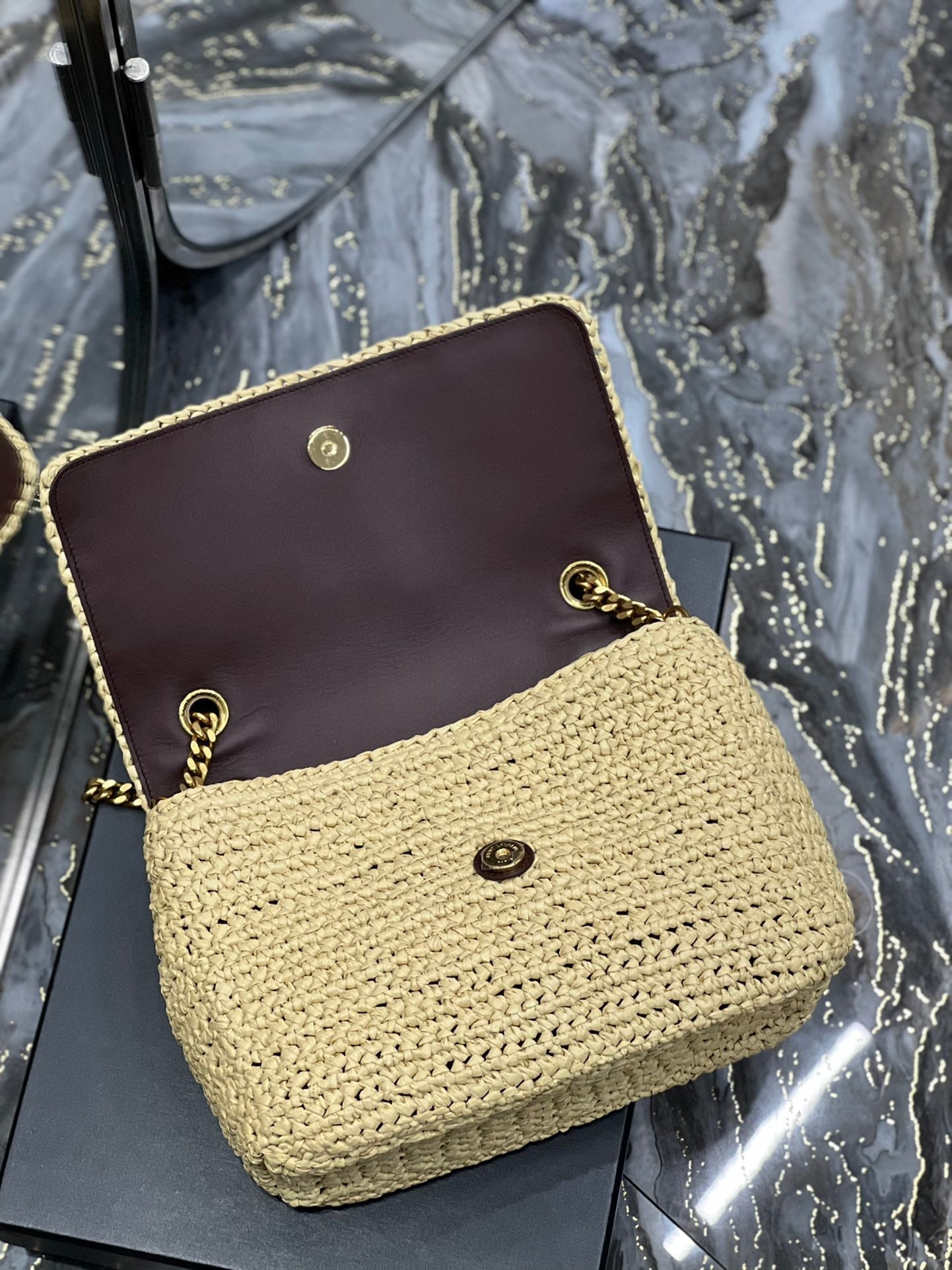 YSL Saint Laurent Niki RaTop QualityTop Qualitya 11in Brown Medium Chain Travel Bag