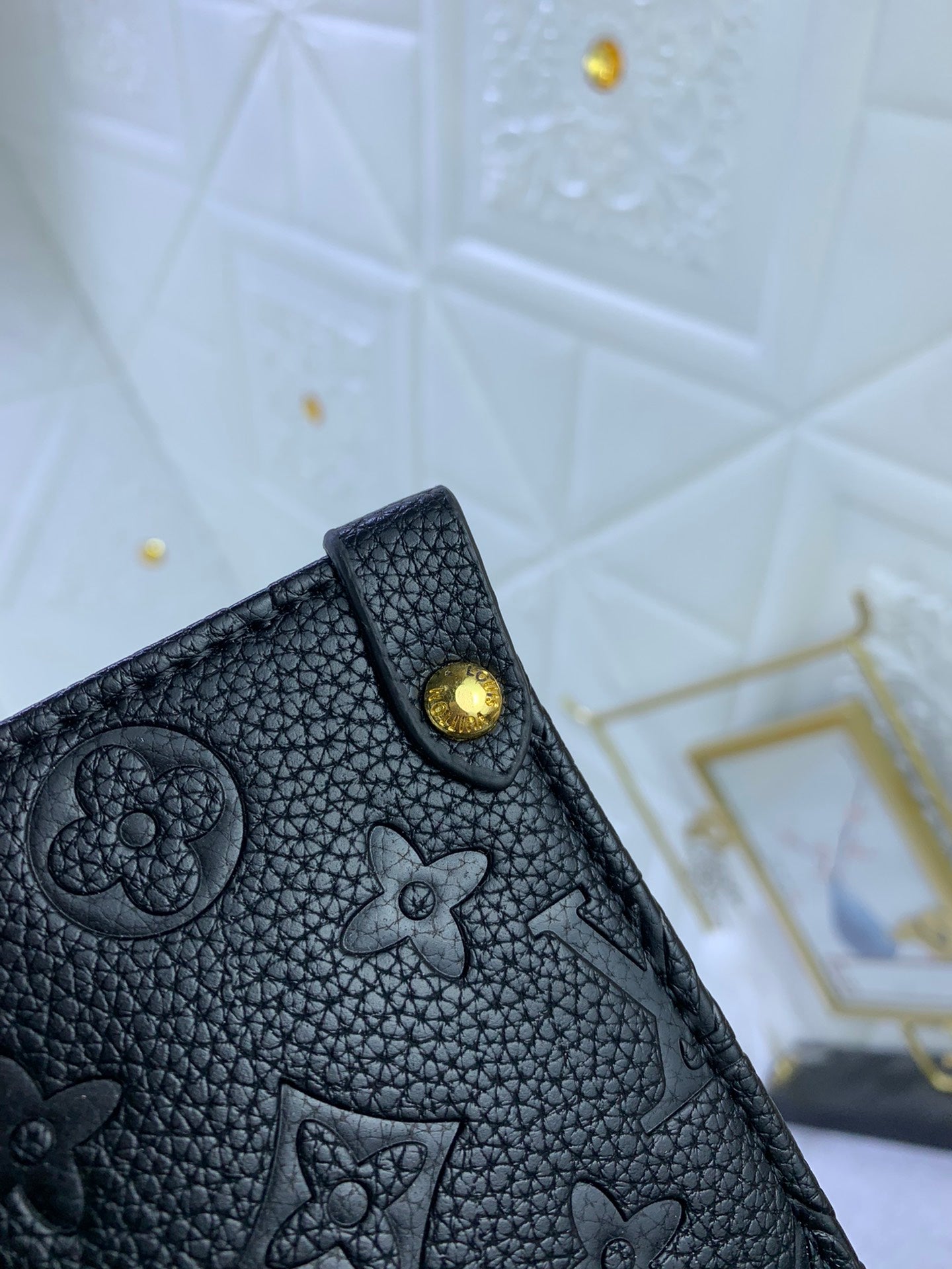 EN - Luxury LUV 769 Travel Bag