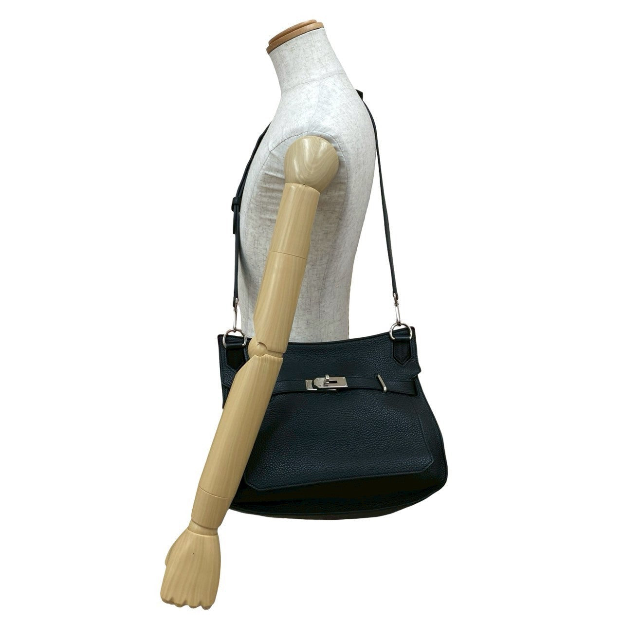 Shoulder Bag Taurillon Clemence Gypsysiel Black