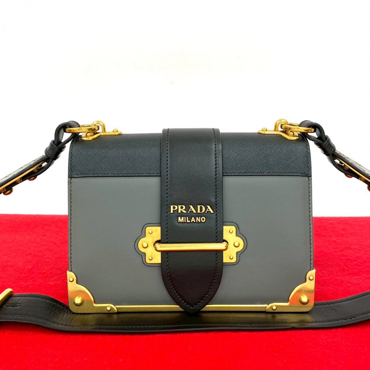 Shoulder Bag Gray Kaye Leather