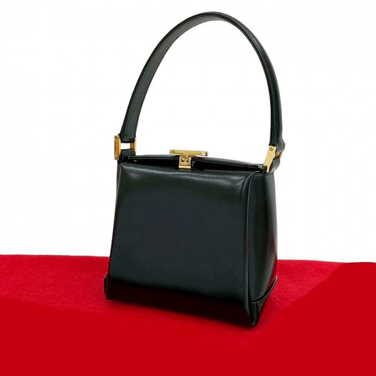 Gucci 828B828 Leather Black Handbag