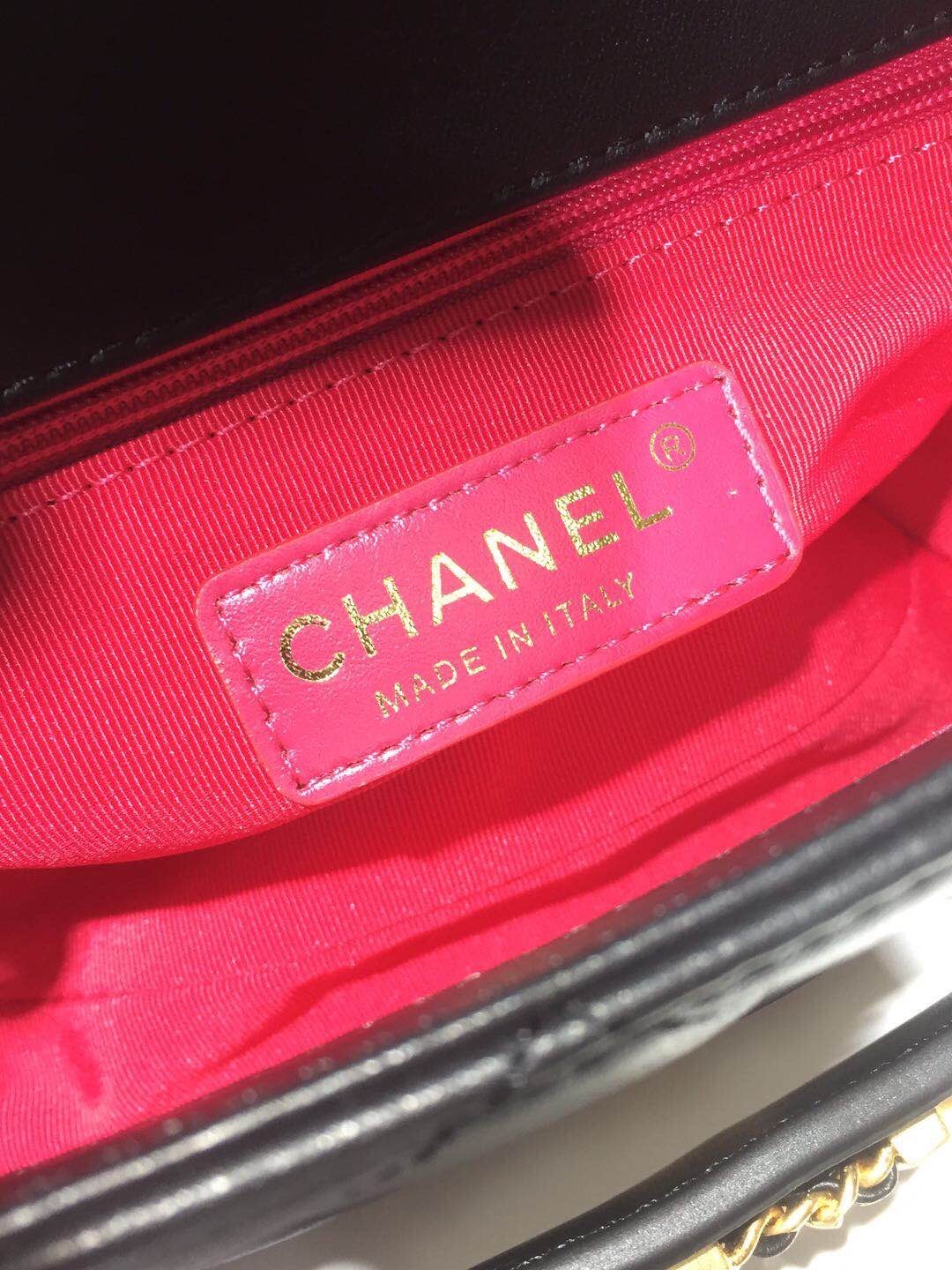 CHLFront Flap Hardware , ’s Black Gold Small Logo Shoulder Bag