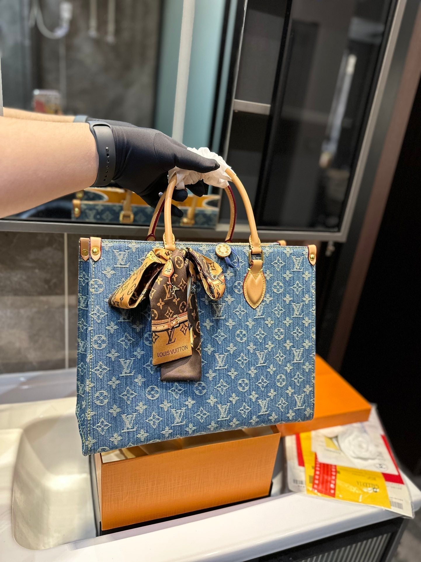 EN - Luxury LUV 760 Travel Bag