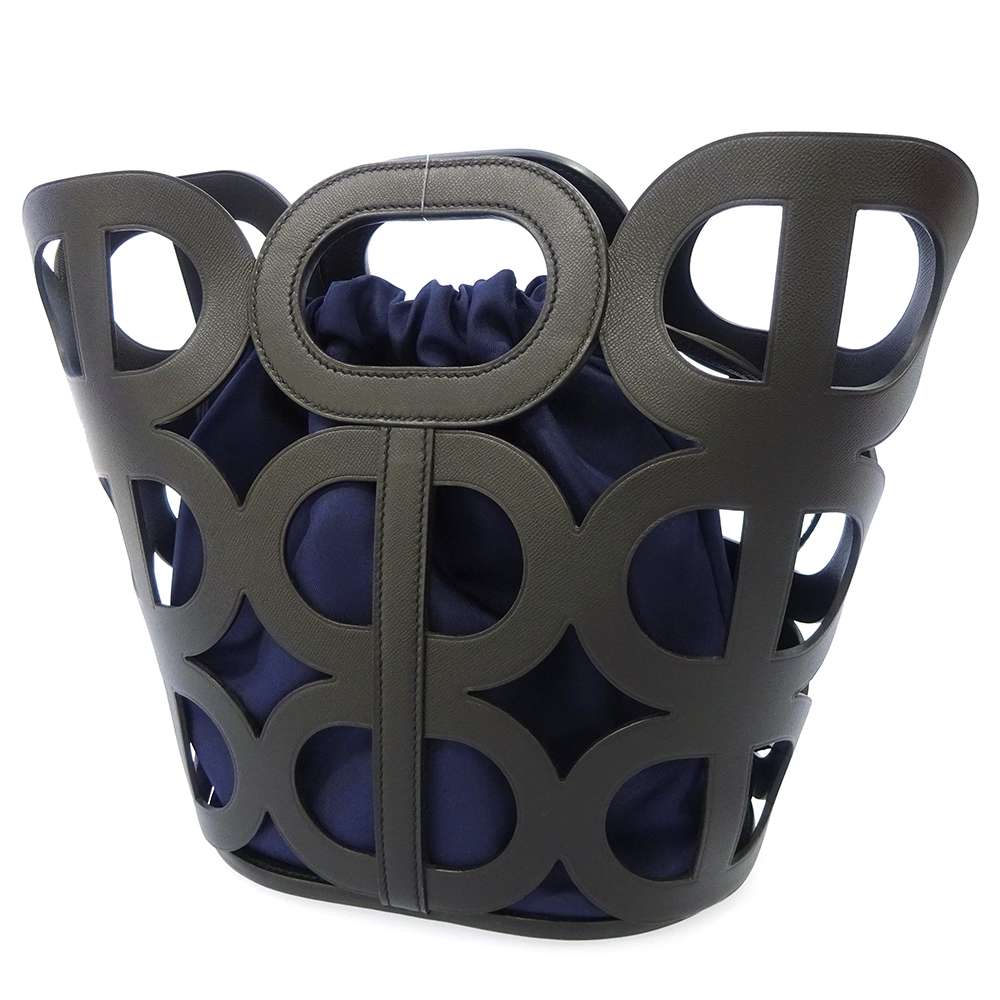 Chaine D'Ancre Madame Calf ?Silk Handbag Leather Black Travel Bag