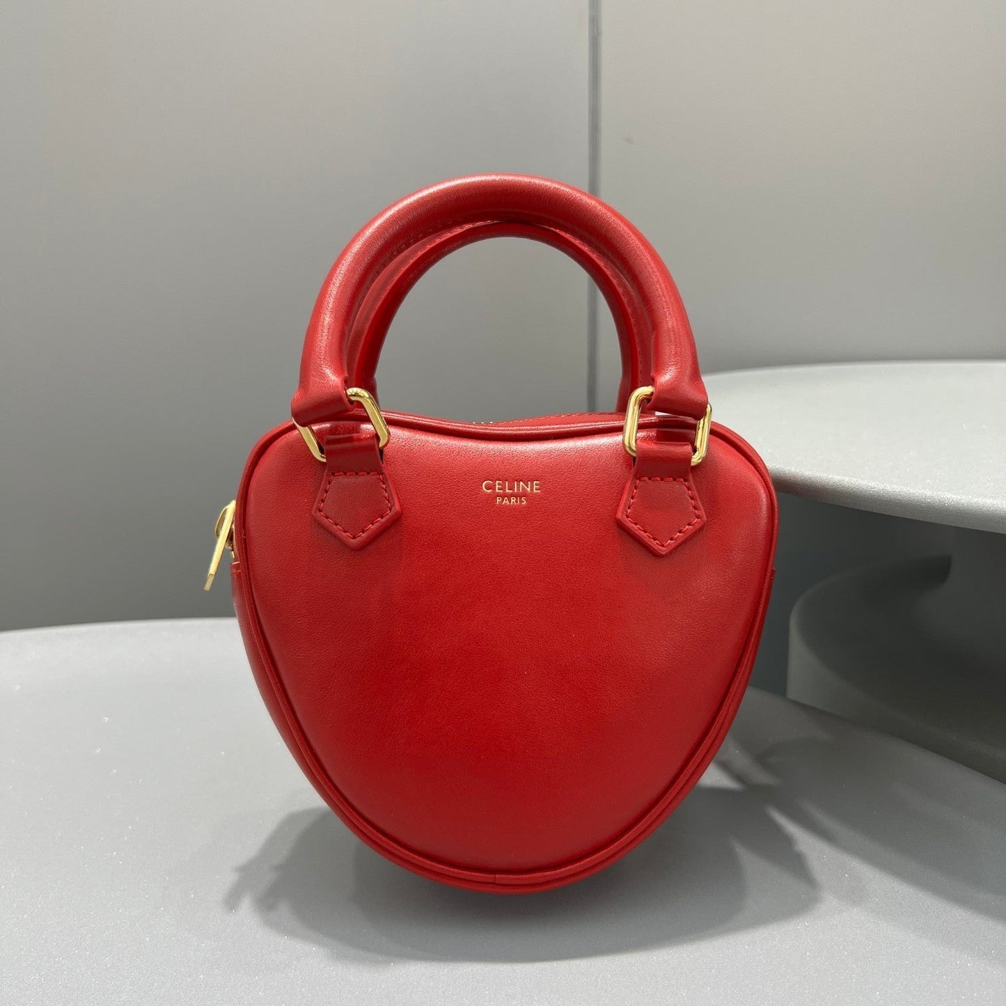 Top Quality Top Quality Heart For Women Red Medium Travel Bag