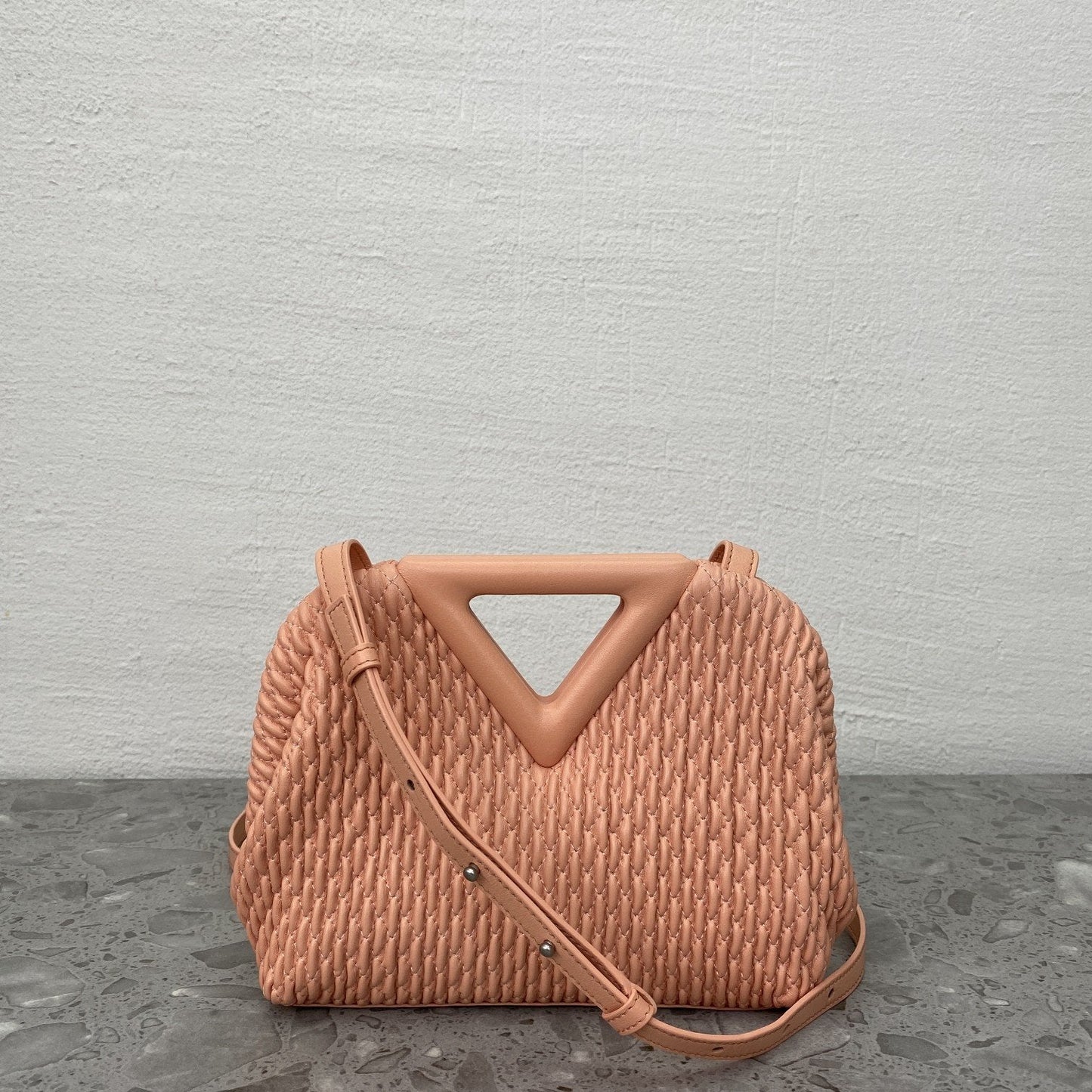 Top Quality Point Orange For Women Women Travel Bag
