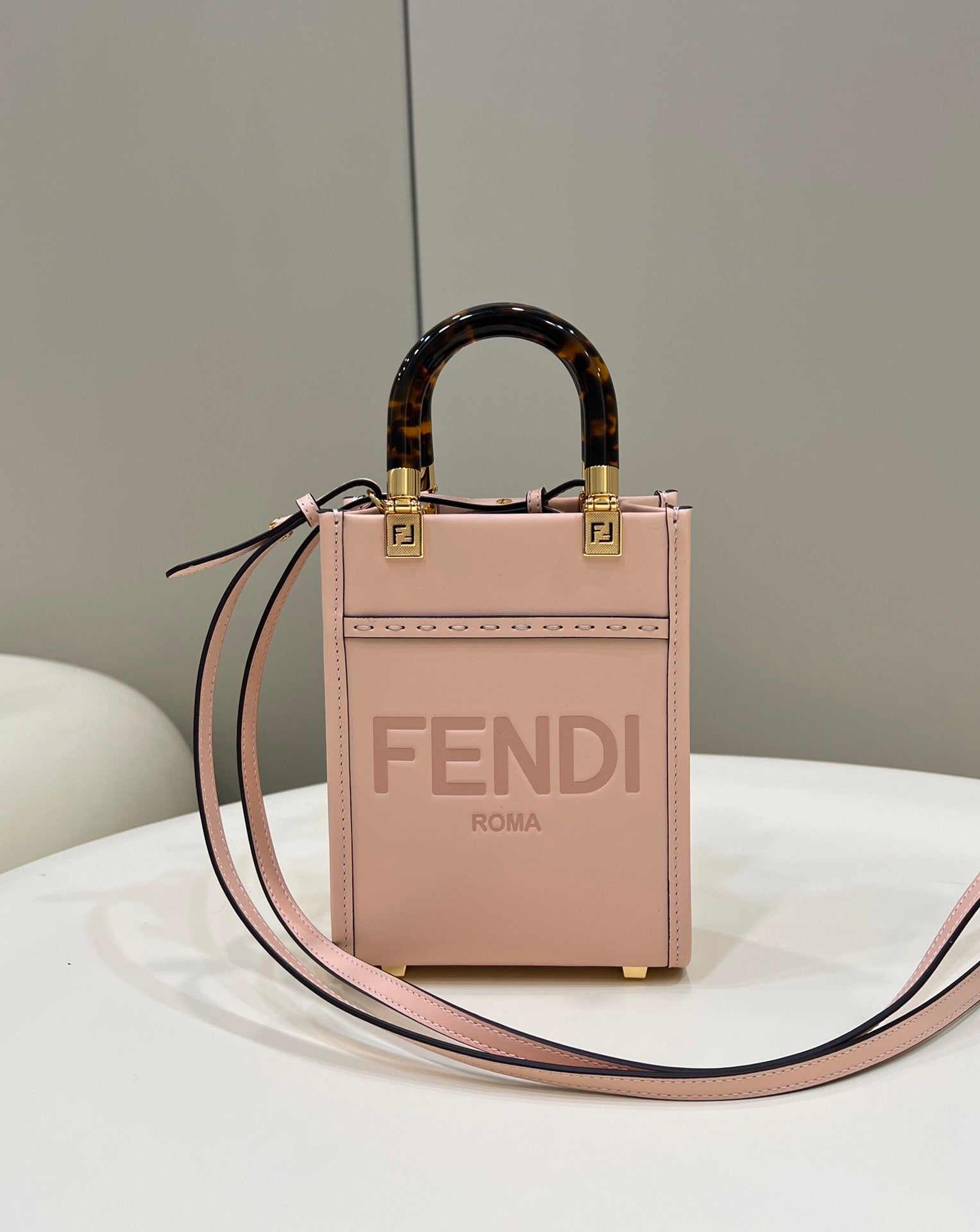 Fendi Top QualityTop Quality Sunshine Shopper Pink Mini FF Crossbody Bag
