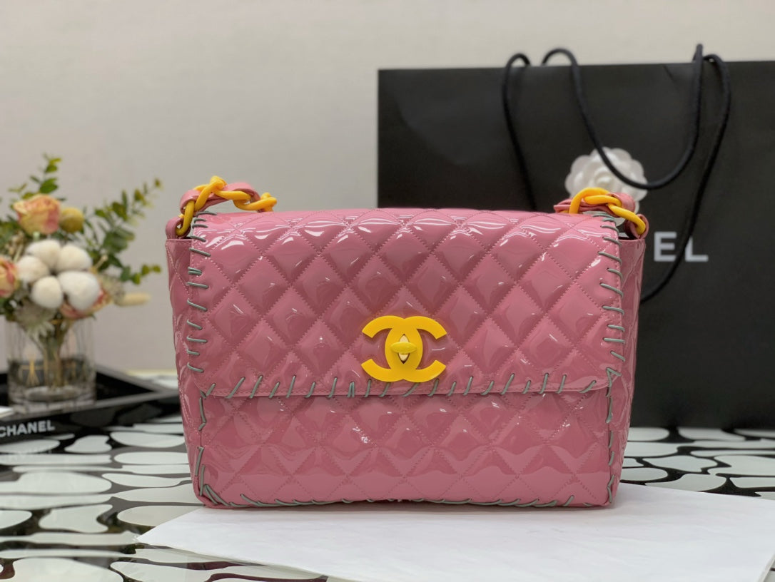 CHLVinyl Classic PiNike Yellow 29cm Shoulder Bag