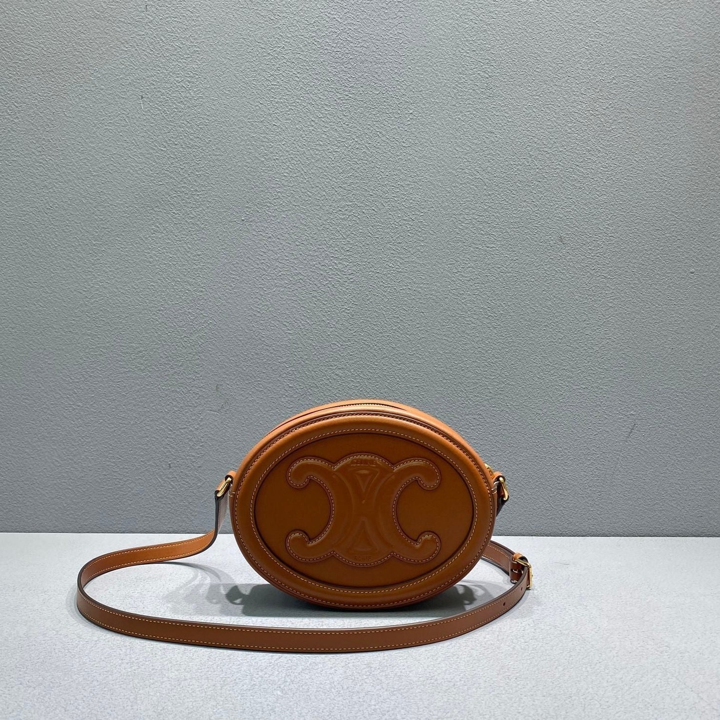 Top Quality Oval Bag Cuir Triomphe For Brown Travel Bag