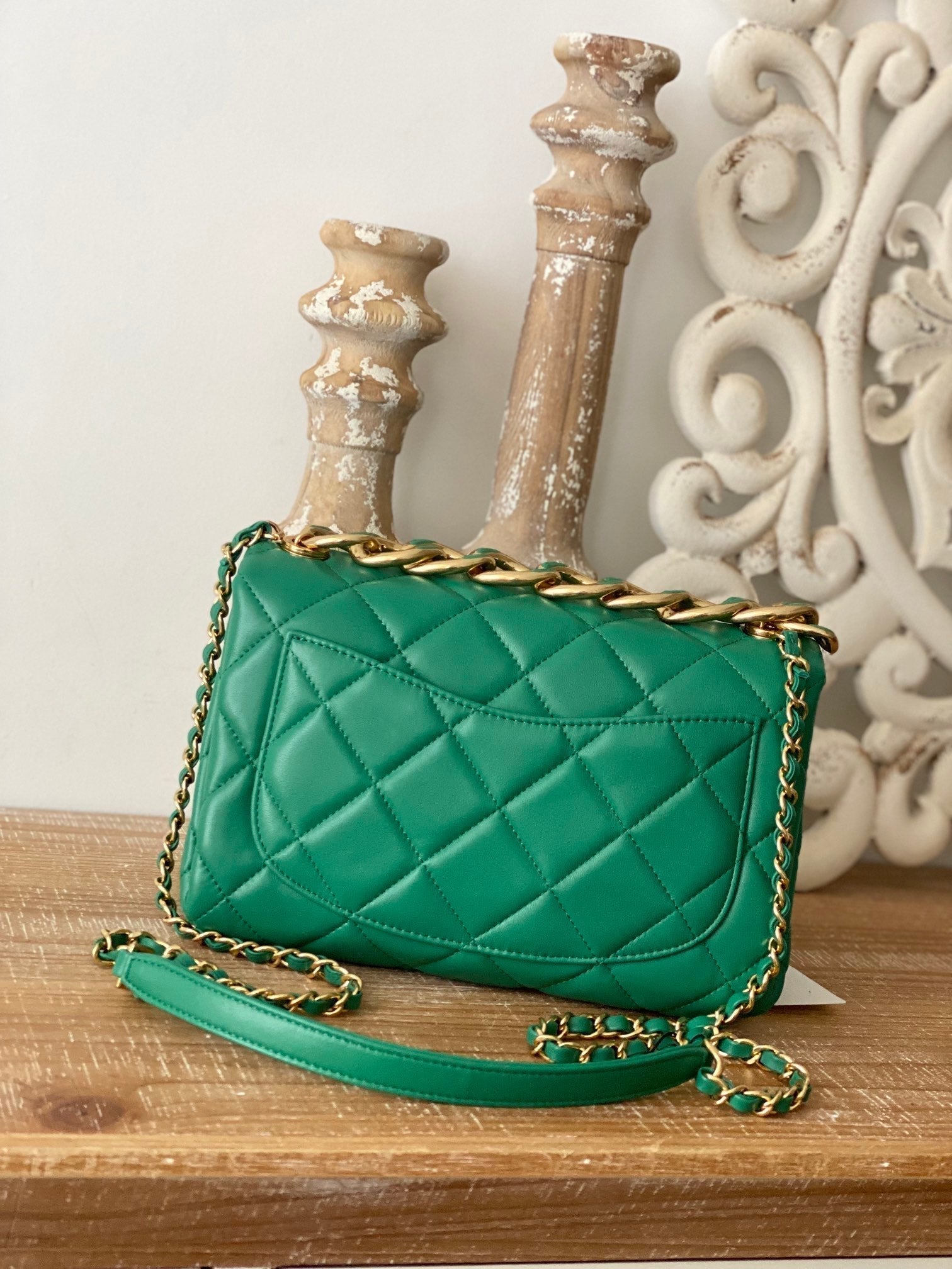 CHLLarge 23cm 9in Green Flap Handbag