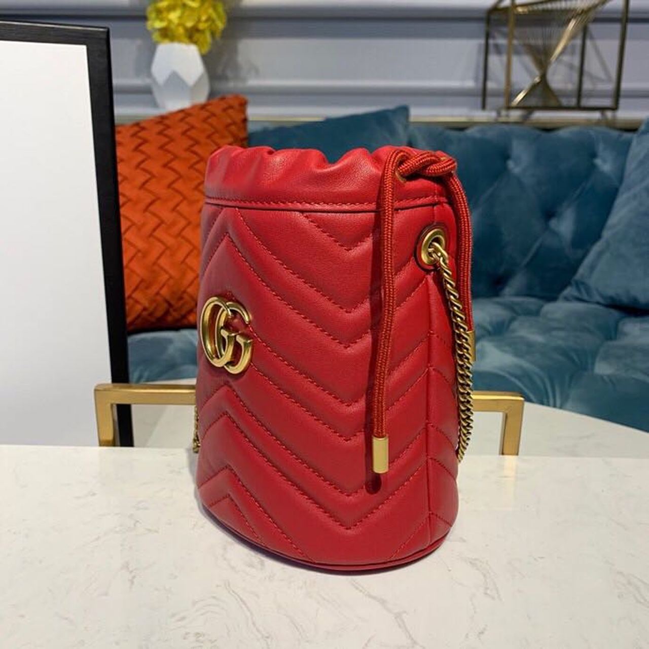 gg Marmont Hibiscus MatelassÃ© Chevron Red Mini Bucket Bag