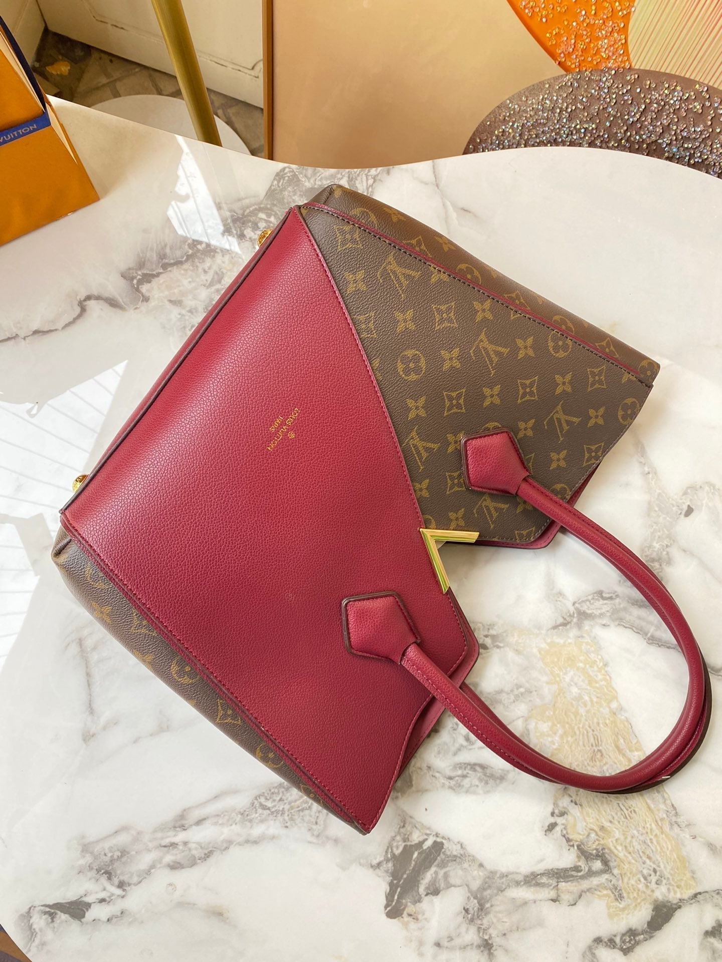 EN - Luxury LUV 781 Travel Bag