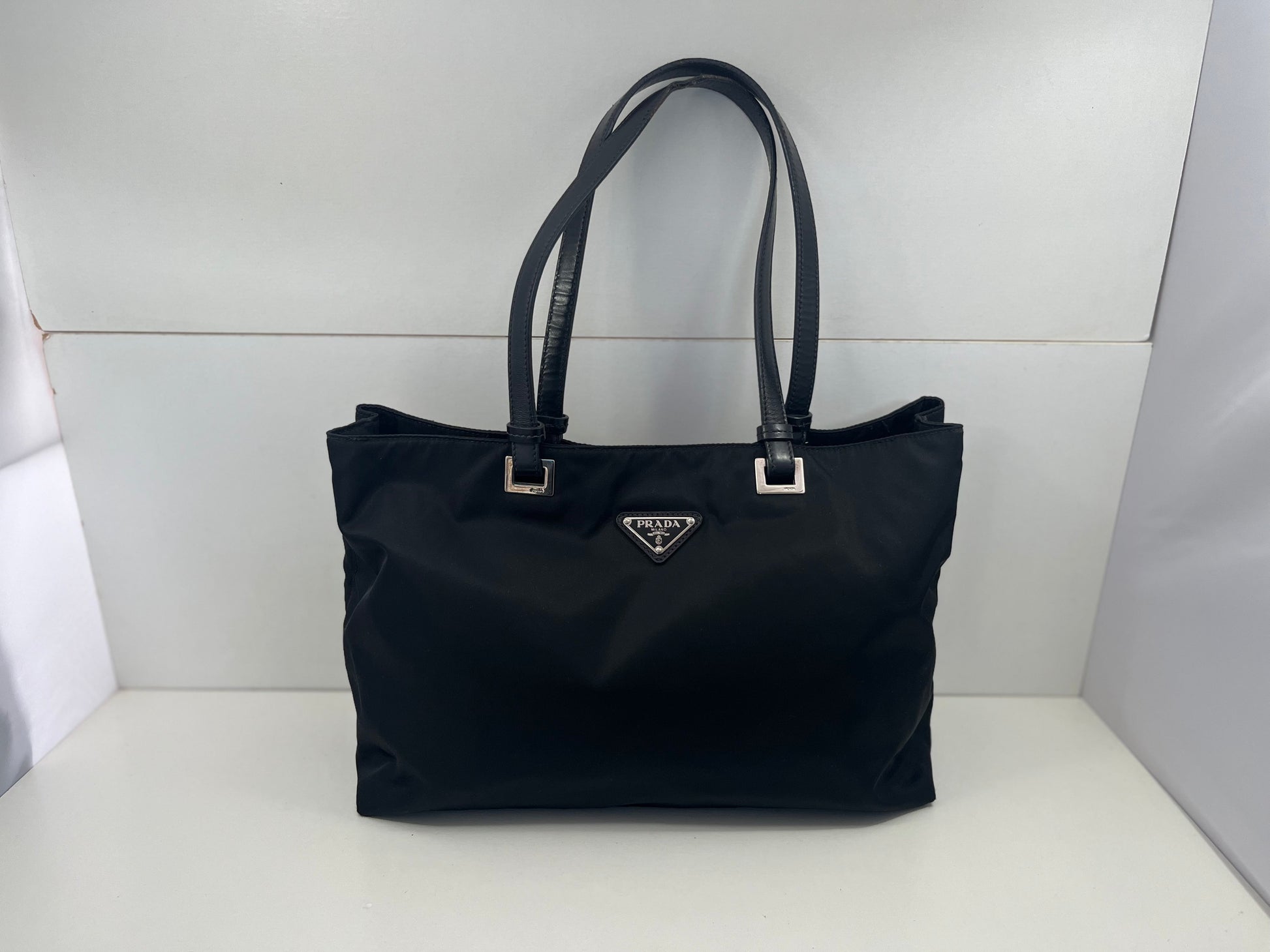 Prada Sort Luxury Handbag Travel Bag Sep 16 40
