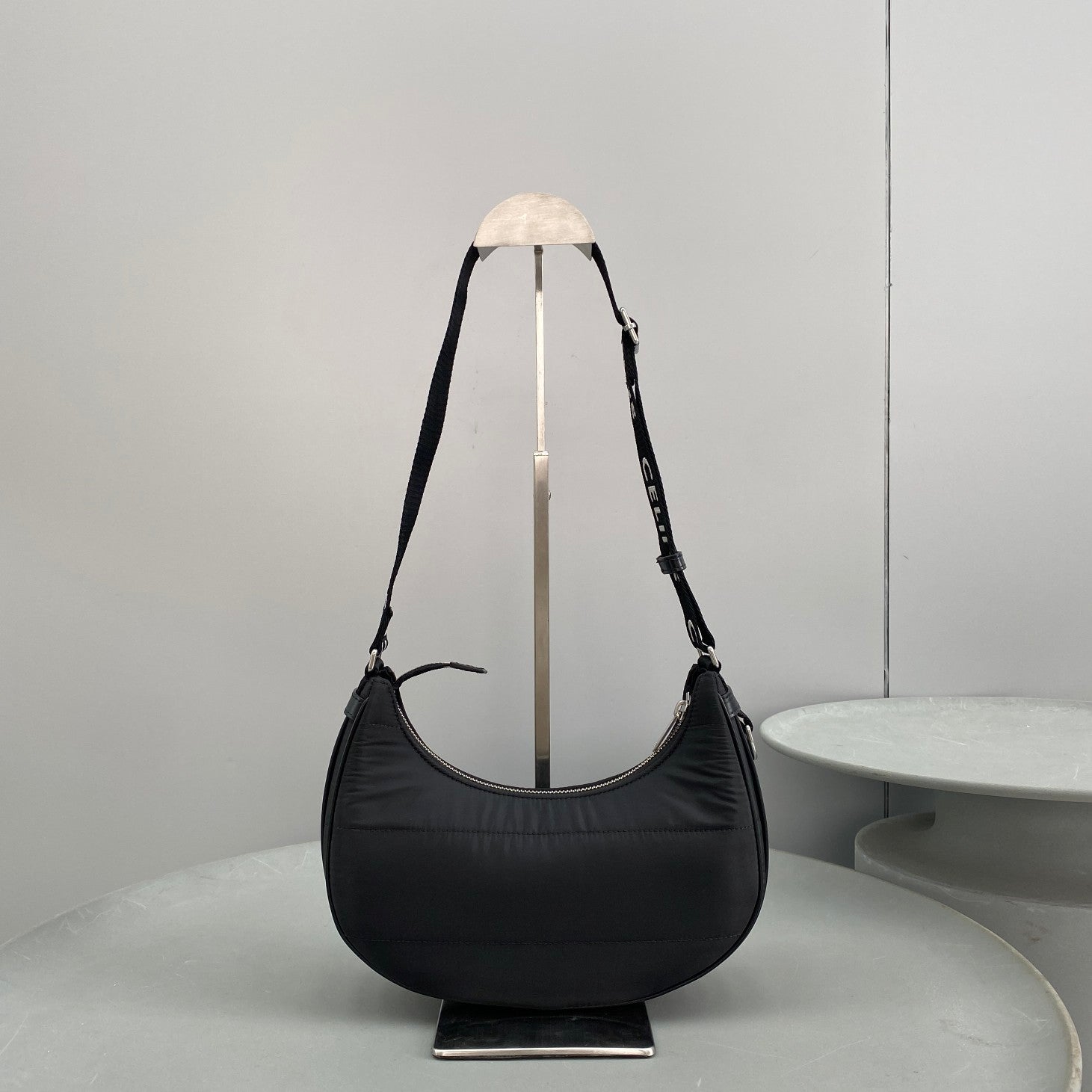 Top Quality Metop Qualityum Ava Bag With Nylon Quilted Travel Bag