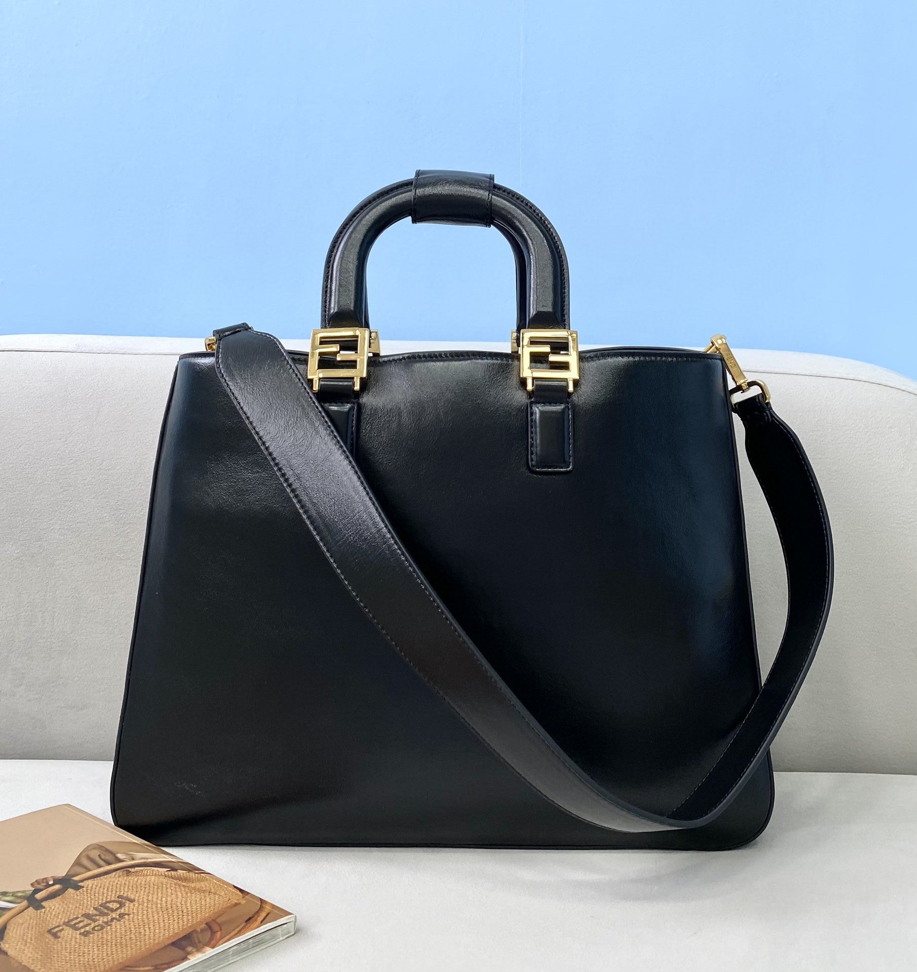 Fendi Top QualityTop Quality FF 38cm Black Medium Shoulder Bag