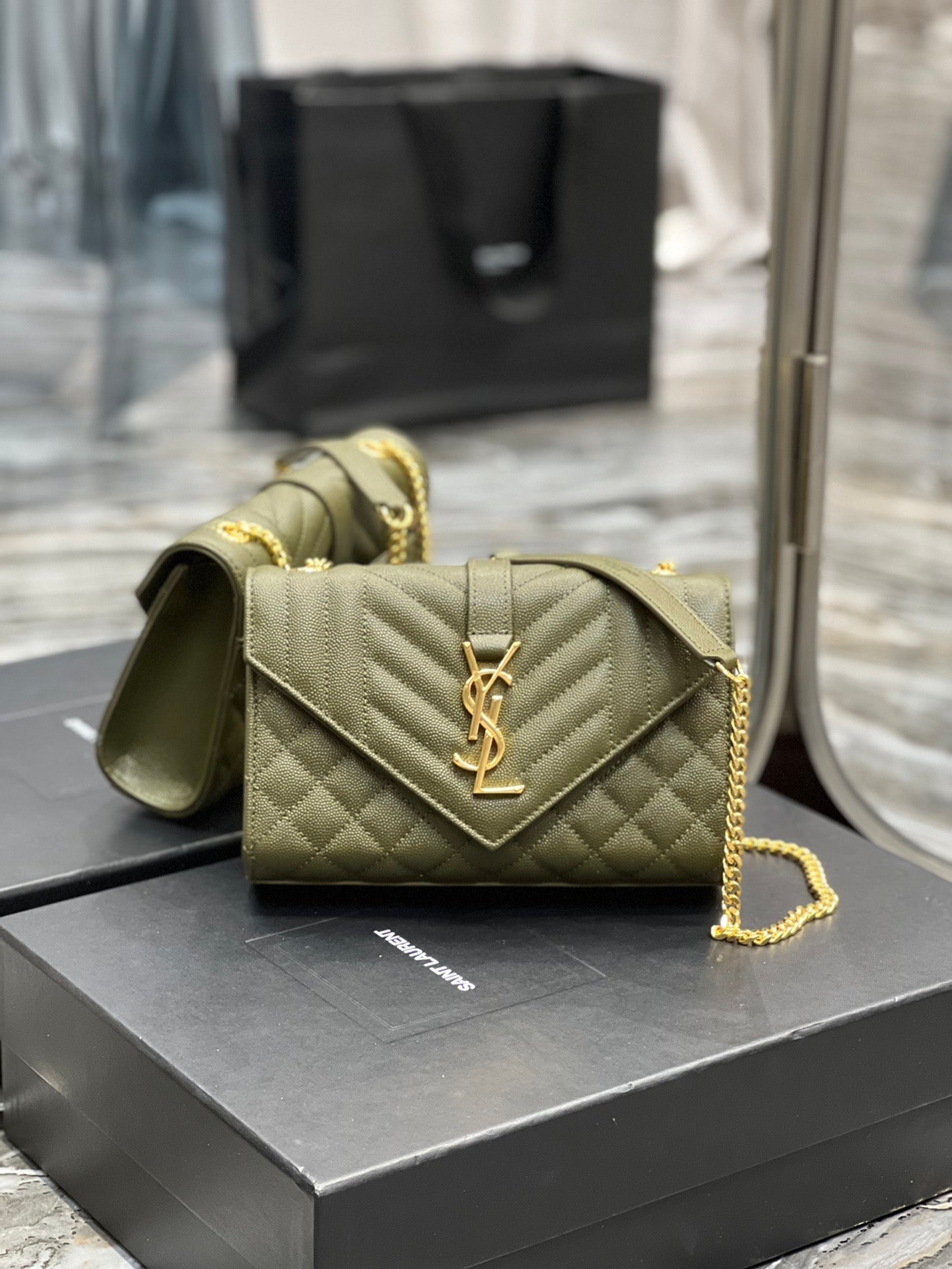 YSL Saint Laurent Mix 8in 21cm Matelasse Small Travel Bag 82In21Cm Ysl