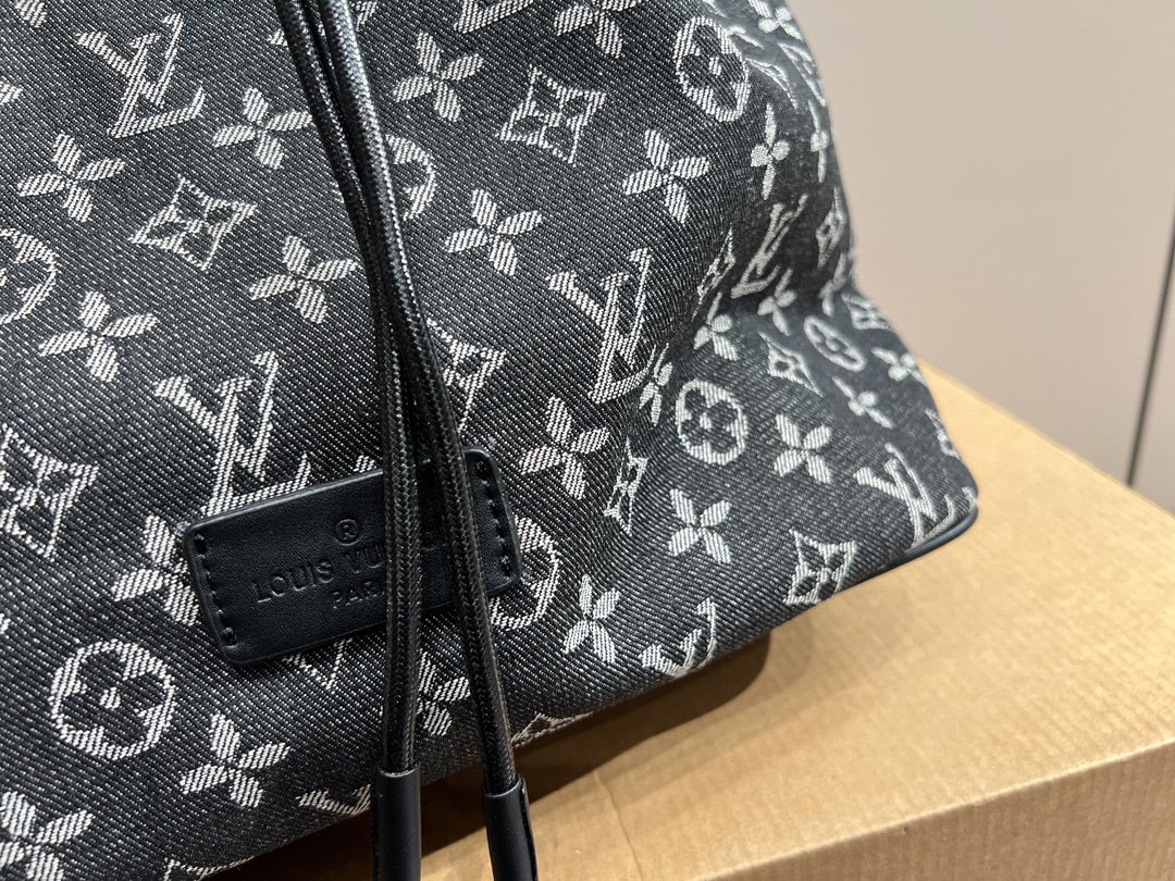 EN - Luxury LUV 753 Travel Bag