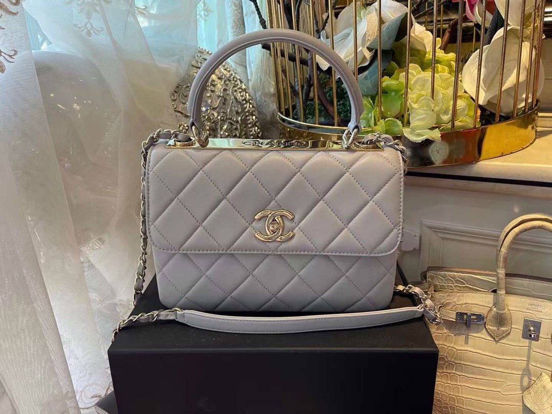 CHL Classic Toned Hardware 9.8in Gold Grey Flap Handbag