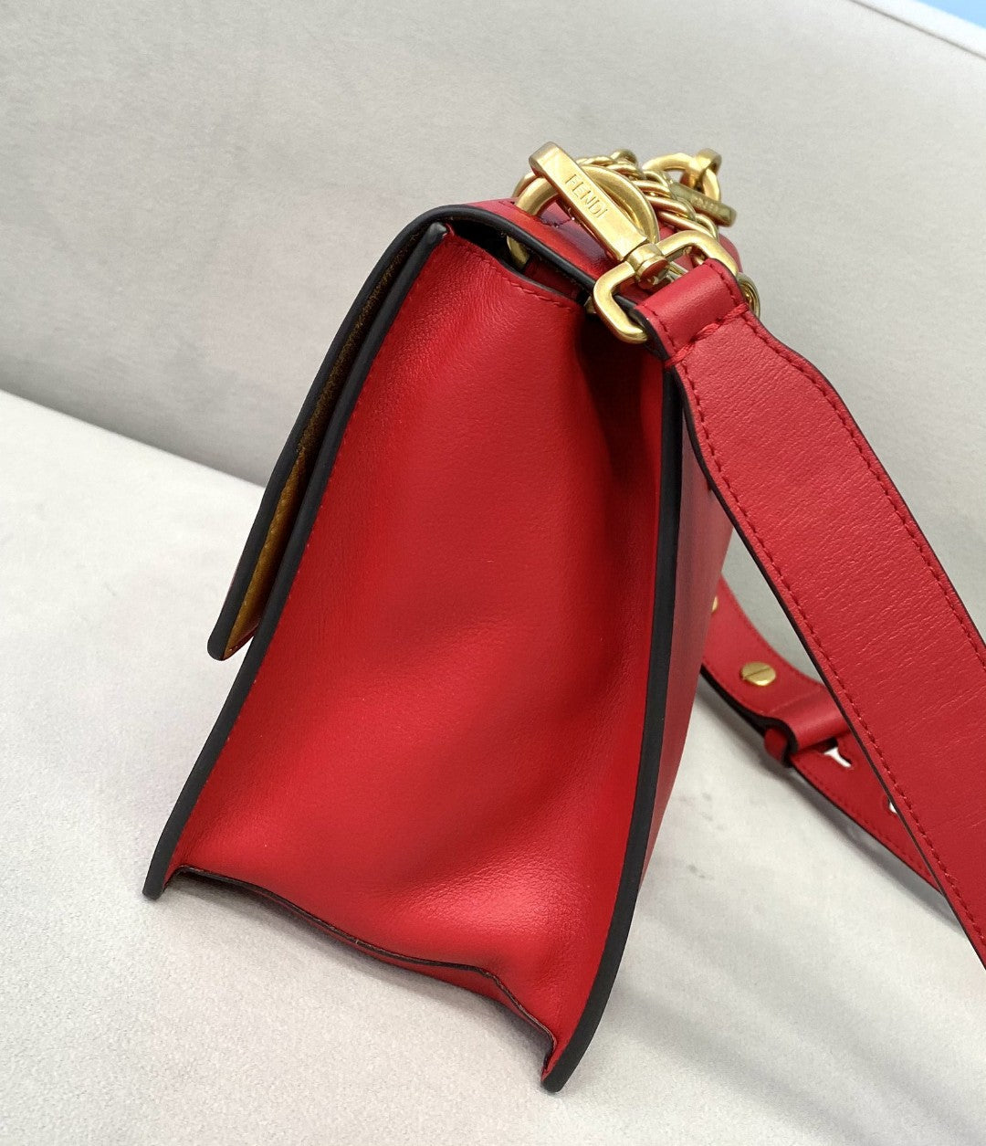Top QualityTop Quality Kan U Red Small Handbag