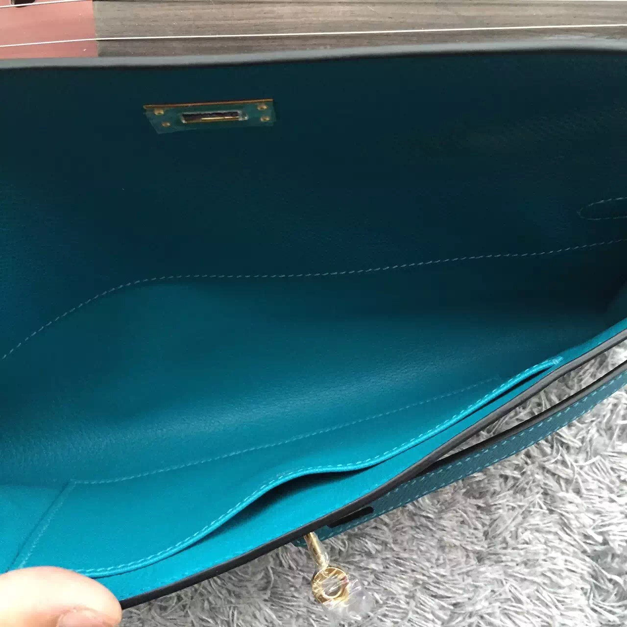 Hermes Luxury Turquoise Handcrafted Kelly Cut Clutch Handbag Clutch Bag