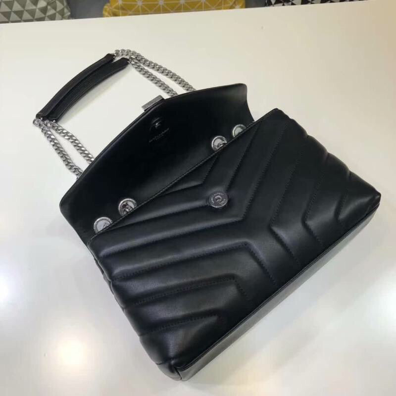 YSL Saint Laurent Loulou MatelassÃ© "Y" 9.8in 23cm Black Small Chain Handbag 3