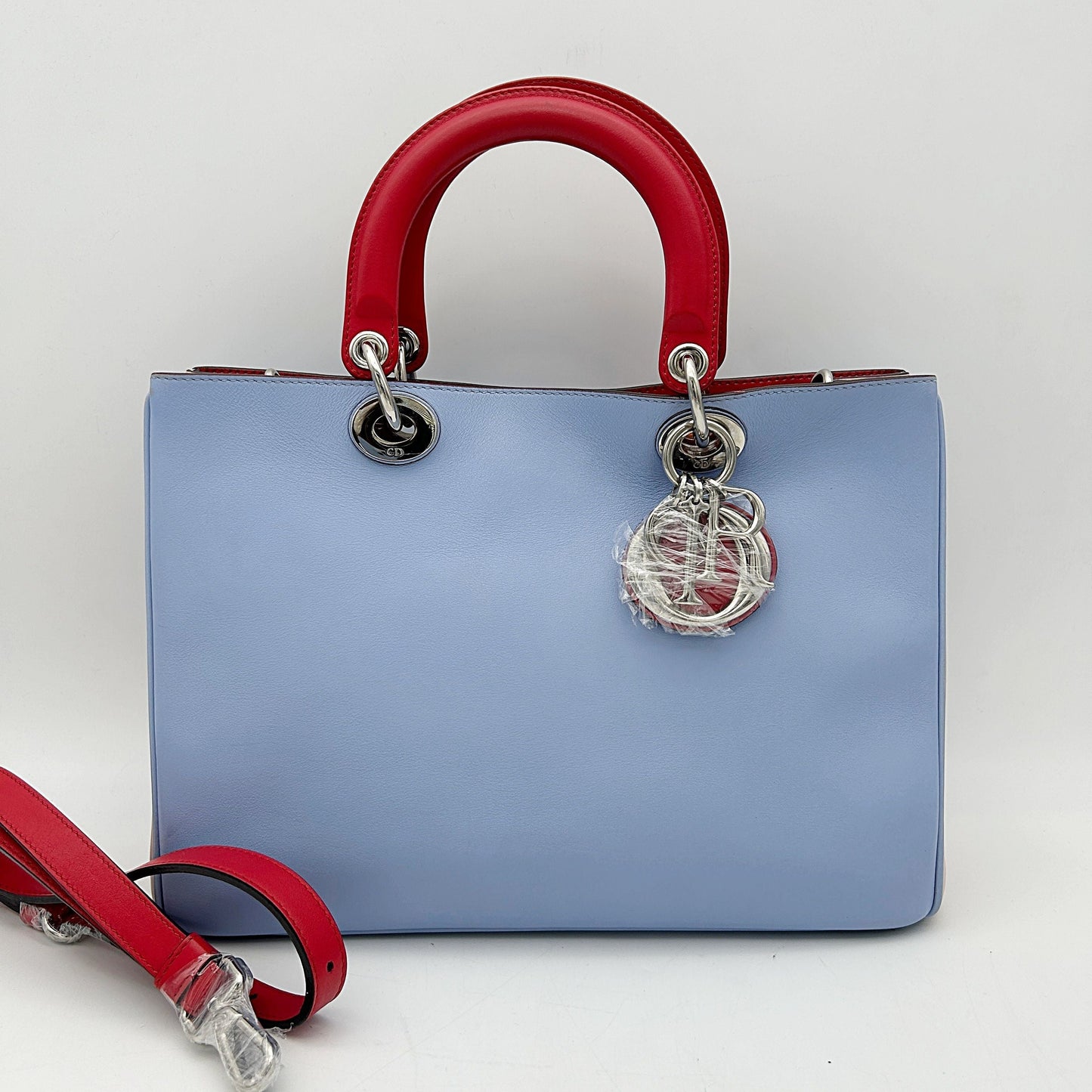 Dior Tote Bag Smooth Calfskin issimo Tote Light Blue Medium