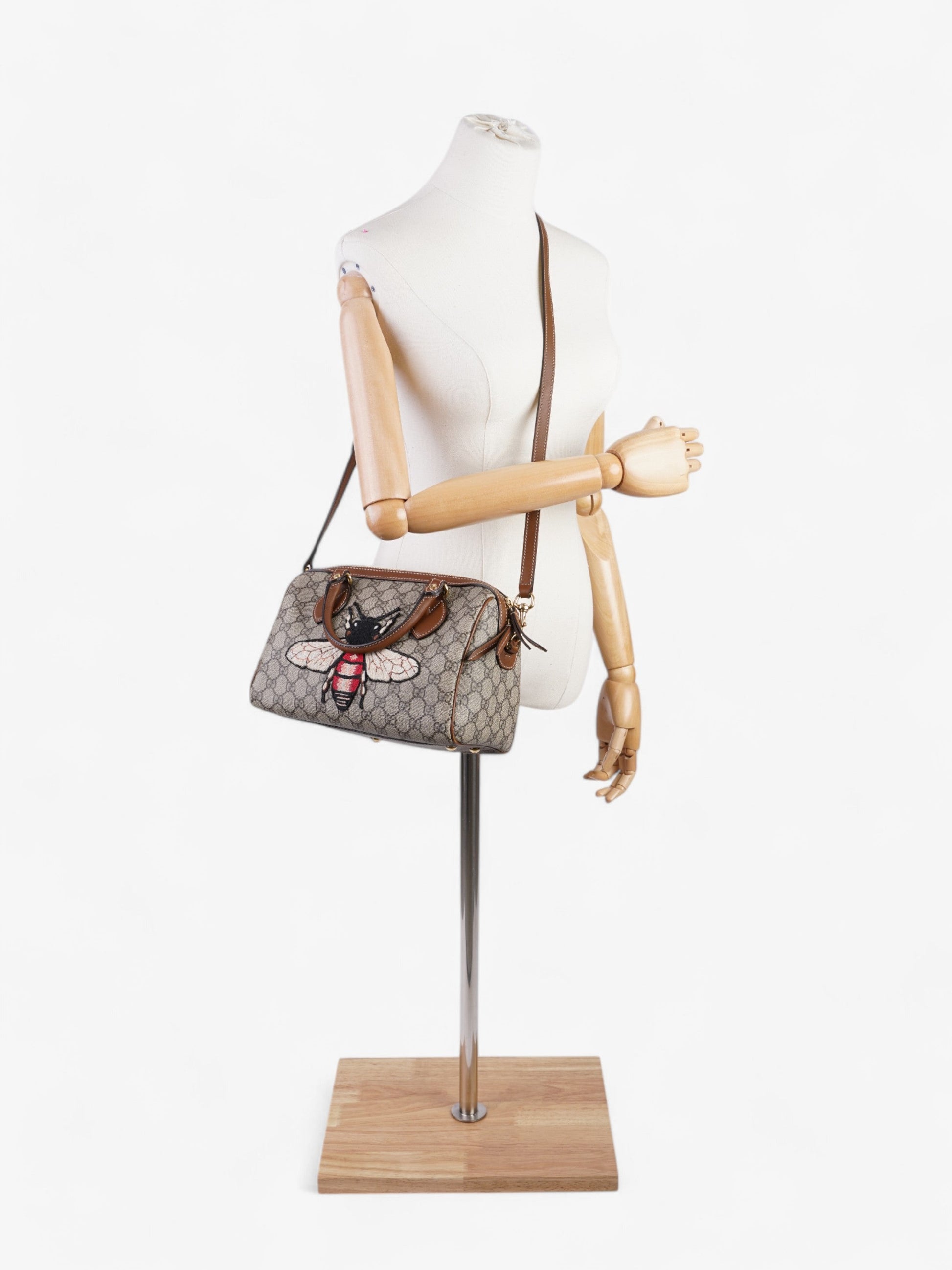 Gucci Boston Bee Bag Supreme Coated Canvas Brown Crossbody Bag