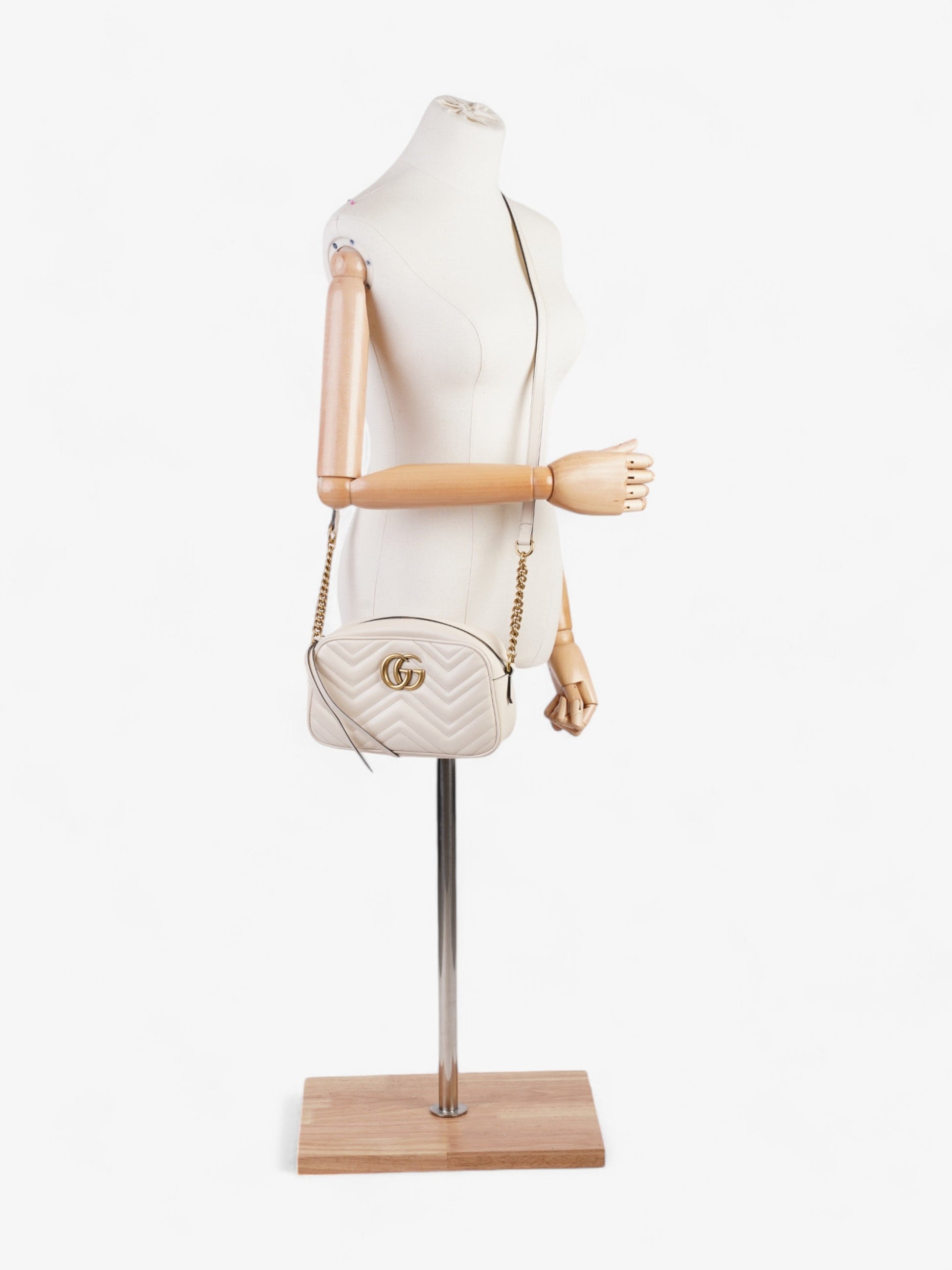 Gucci Marmont Zip Small Shoulder Bag Leather Matelasse Small 1
