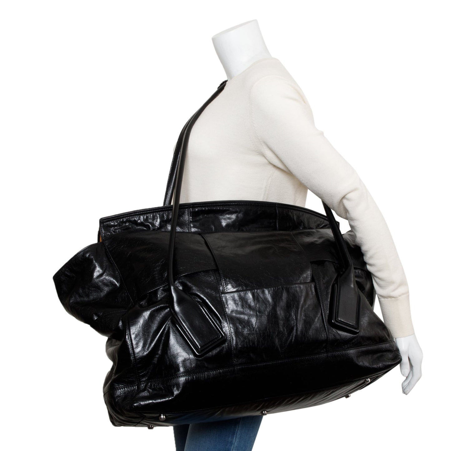 Bottega Veneta Maxi Intrecciato Arco Slouch Bag Leather Black Travel Bag