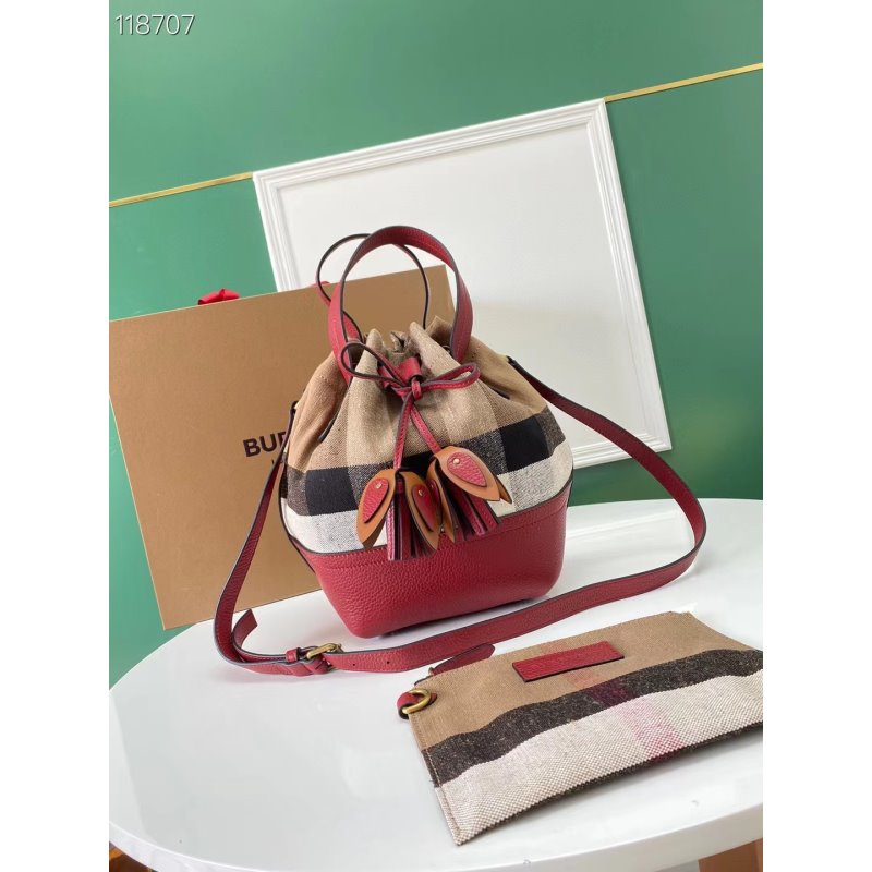 Burberry Burberry Bucket Bag Bbr00276