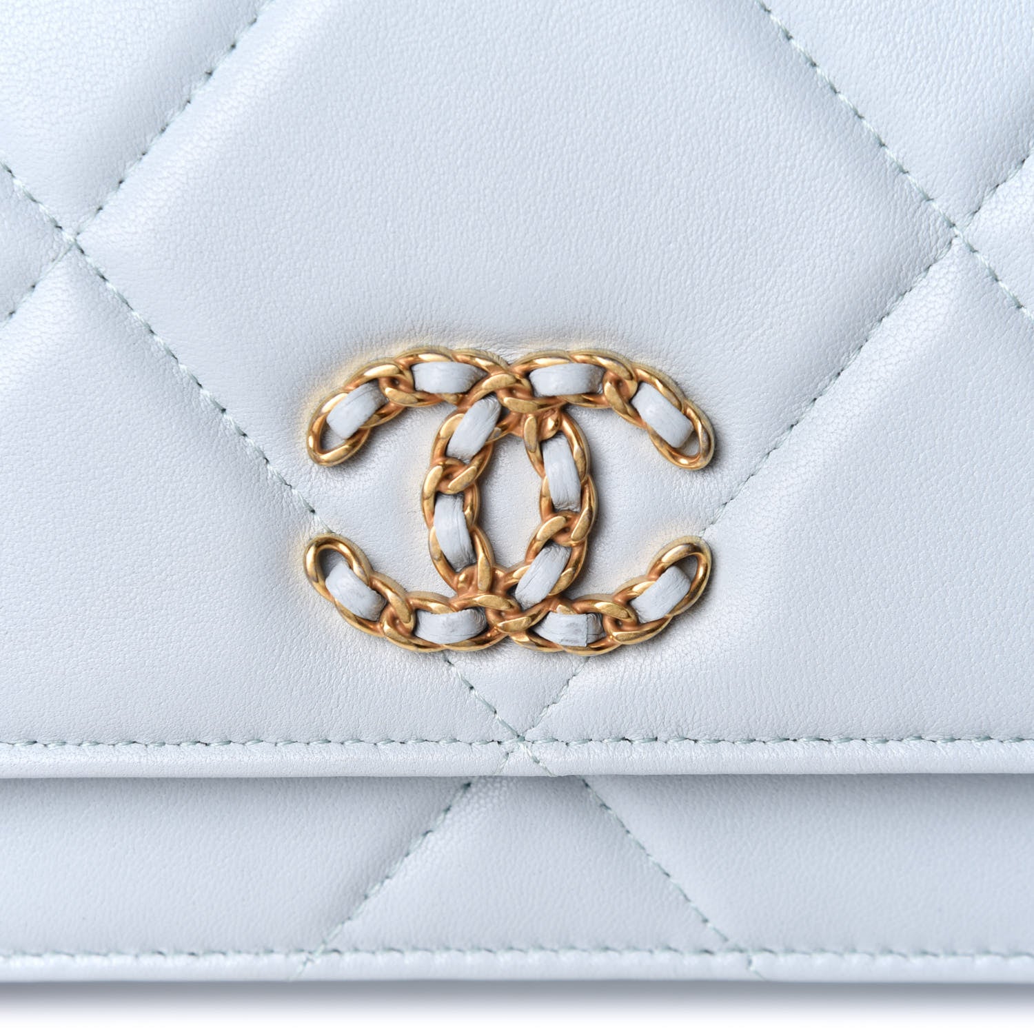 CHANEL QUILTED LAMBSKIN CHANEL 19 WALLET ON A CHAIN