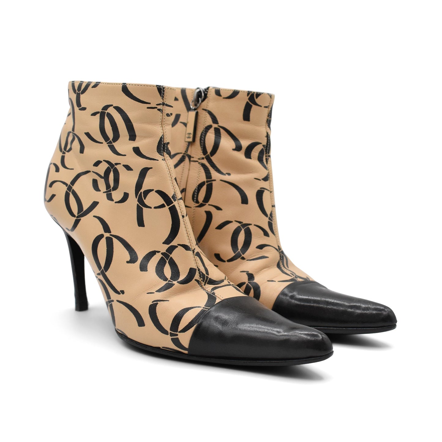 Chanel 'F/W 2000 Interlocking CC' Ankle Booties - Women's 37.5 EU Accessory