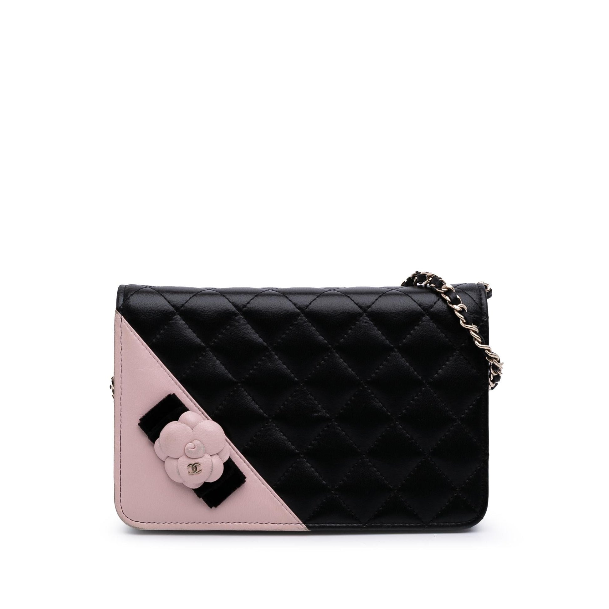 Chanel Bicolor Quilted Lambskin Camellia on Wallet Case Chain 1