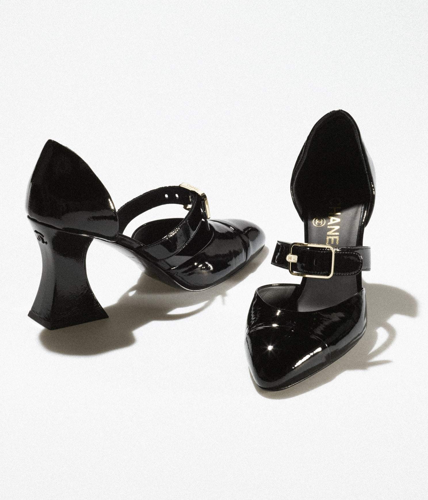 CHANEL CC  PATENT LEATHER D'ORSAY PUMPS