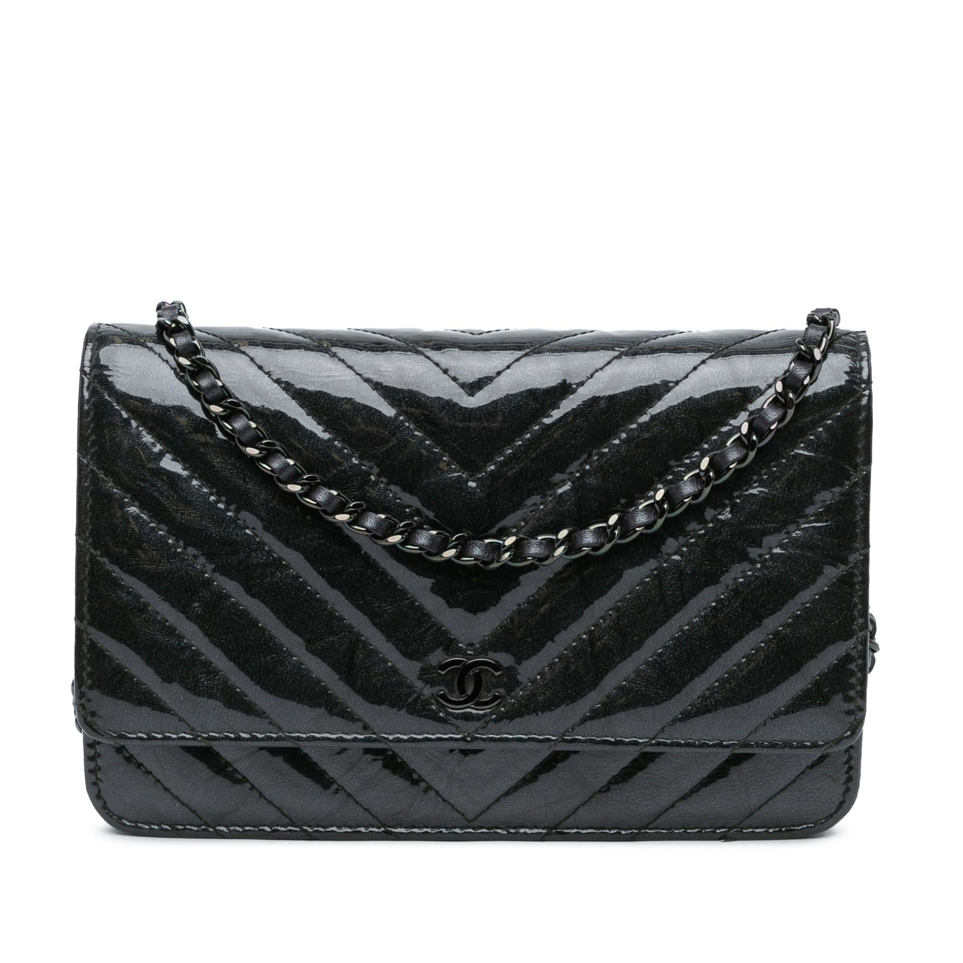 Chanel CC Chevron Quilted Crumpled Calfskin On Wallet Case