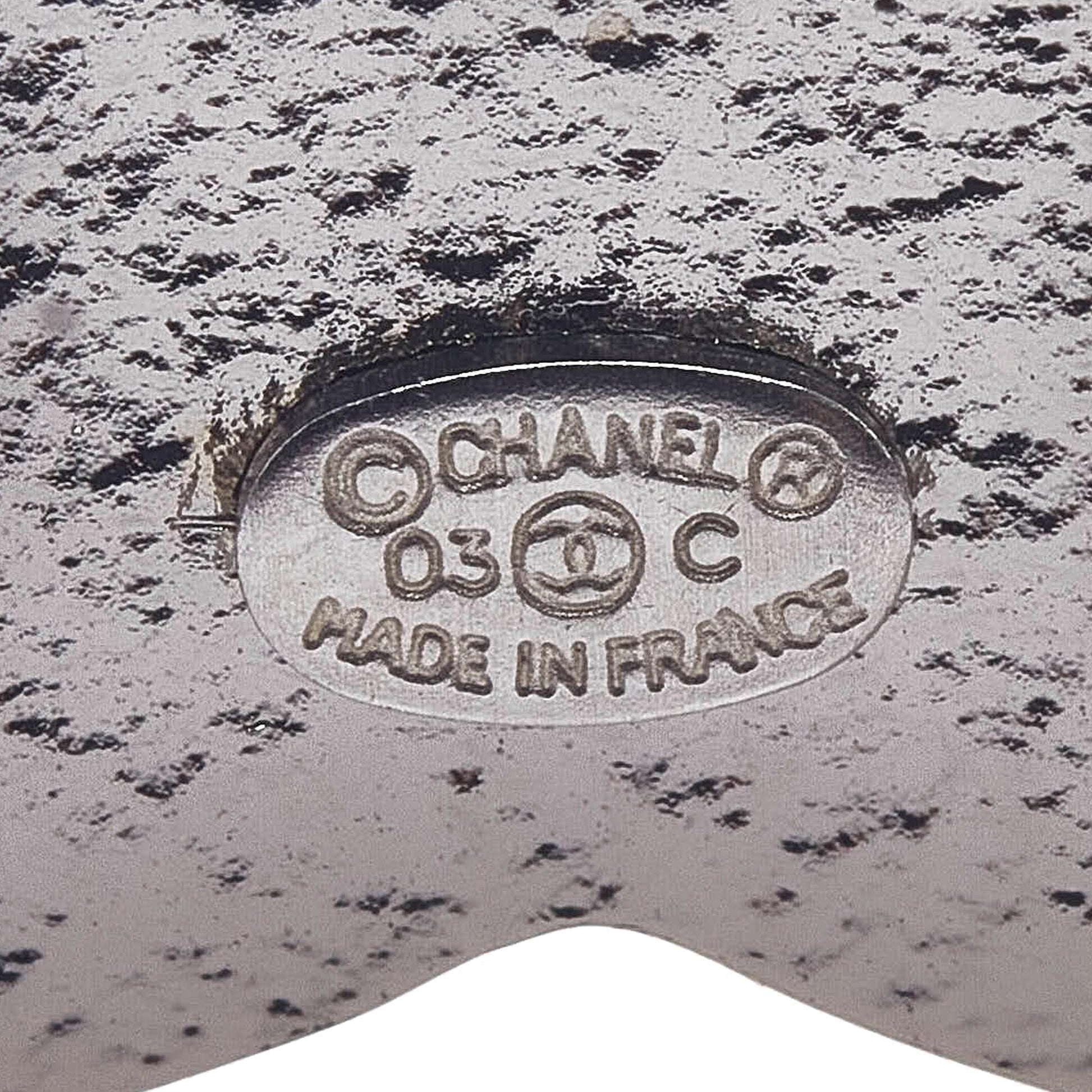 Chanel CC Faux Pearl Brooch SHG-z0Ruvl Handbag