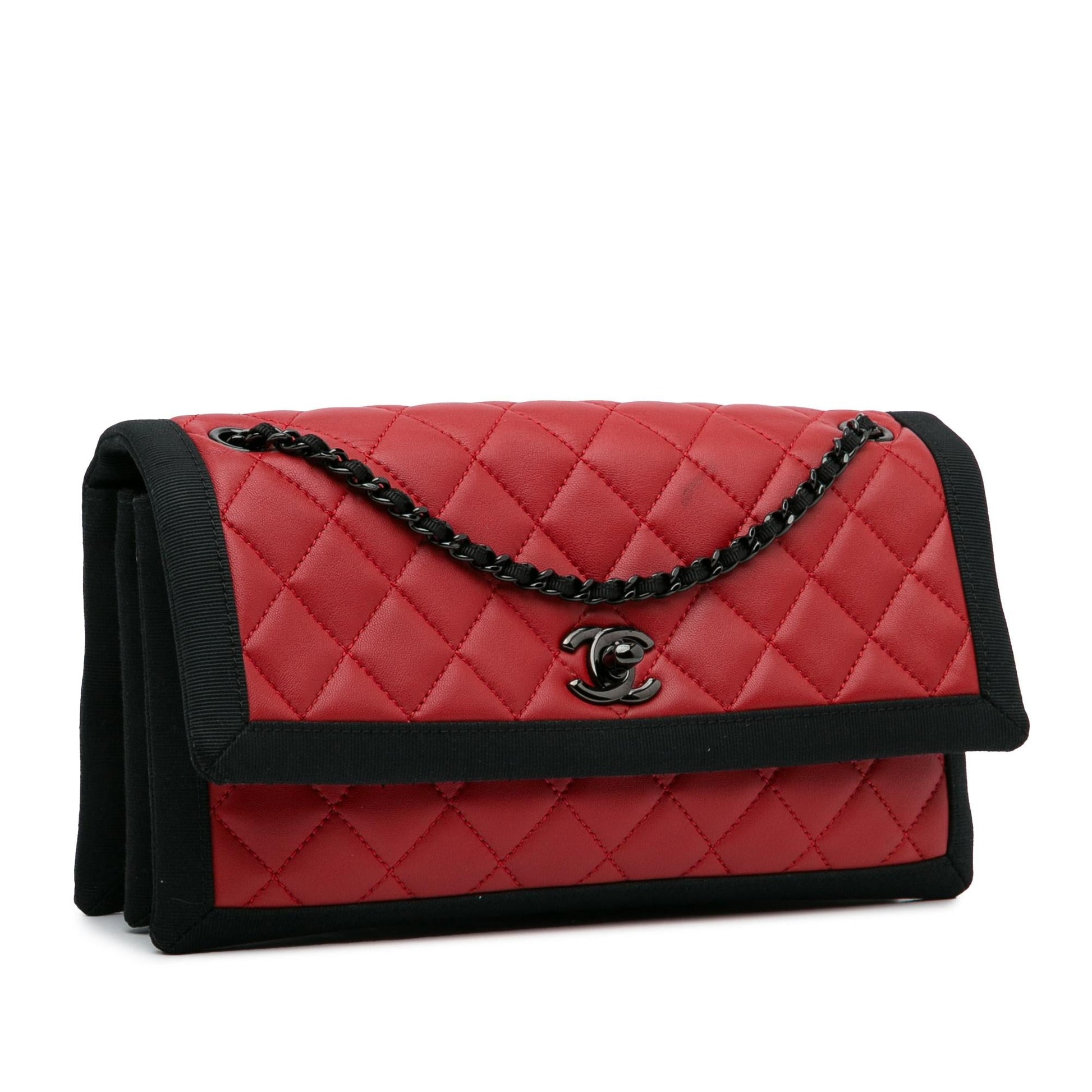Chanel CC Grossgrain trim Lambskin Flap Shoulder Bag Bag 2