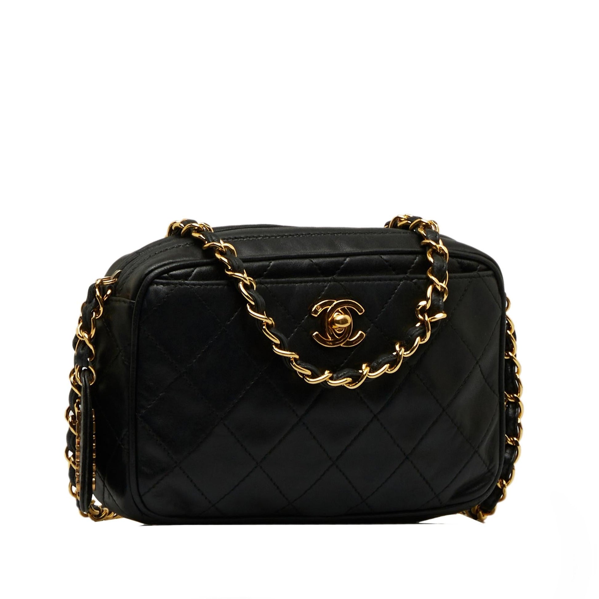 Chanel CC Matelasse Lambskin Camera SHG-QimvSc Crossbody Bag