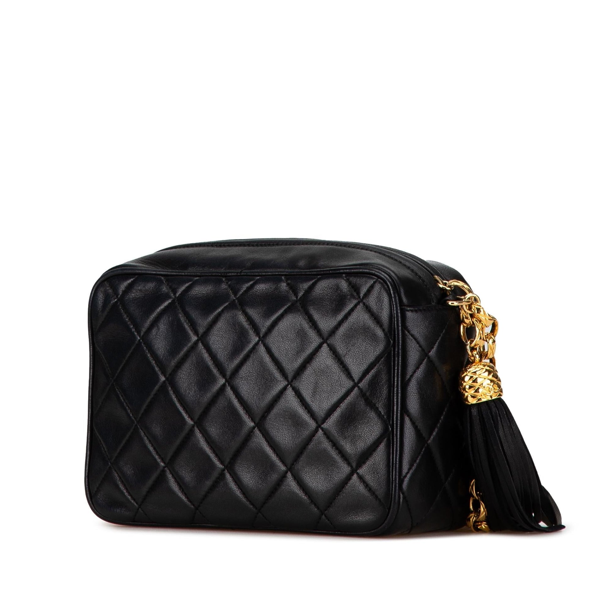 Chanel CC Quilted Lambskin Tassel Camera SHG-d6zIzs Crossbody Bag